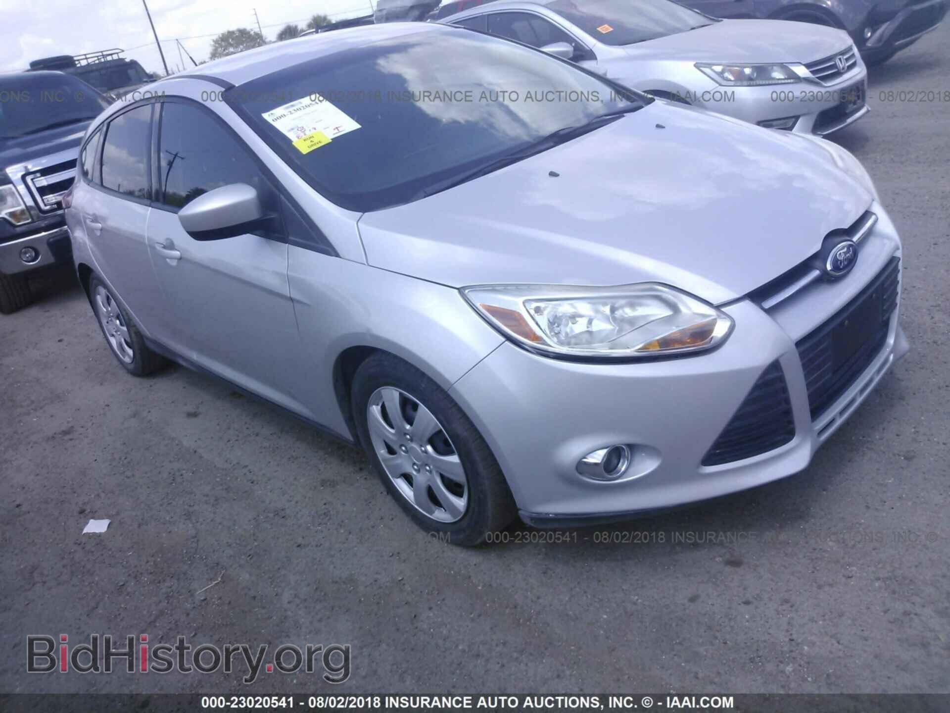 Photo 1FAHP3K22CL183327 - Ford Focus 2012