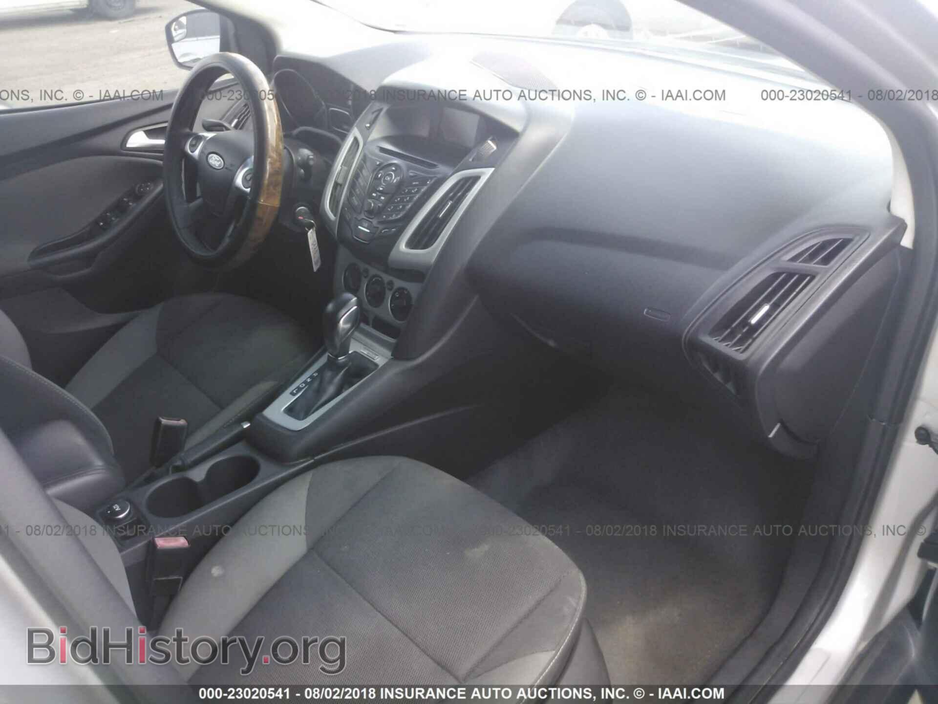 2012 Ford Focus - VIN: 1FAHP3K22CL183327 - Photo 5