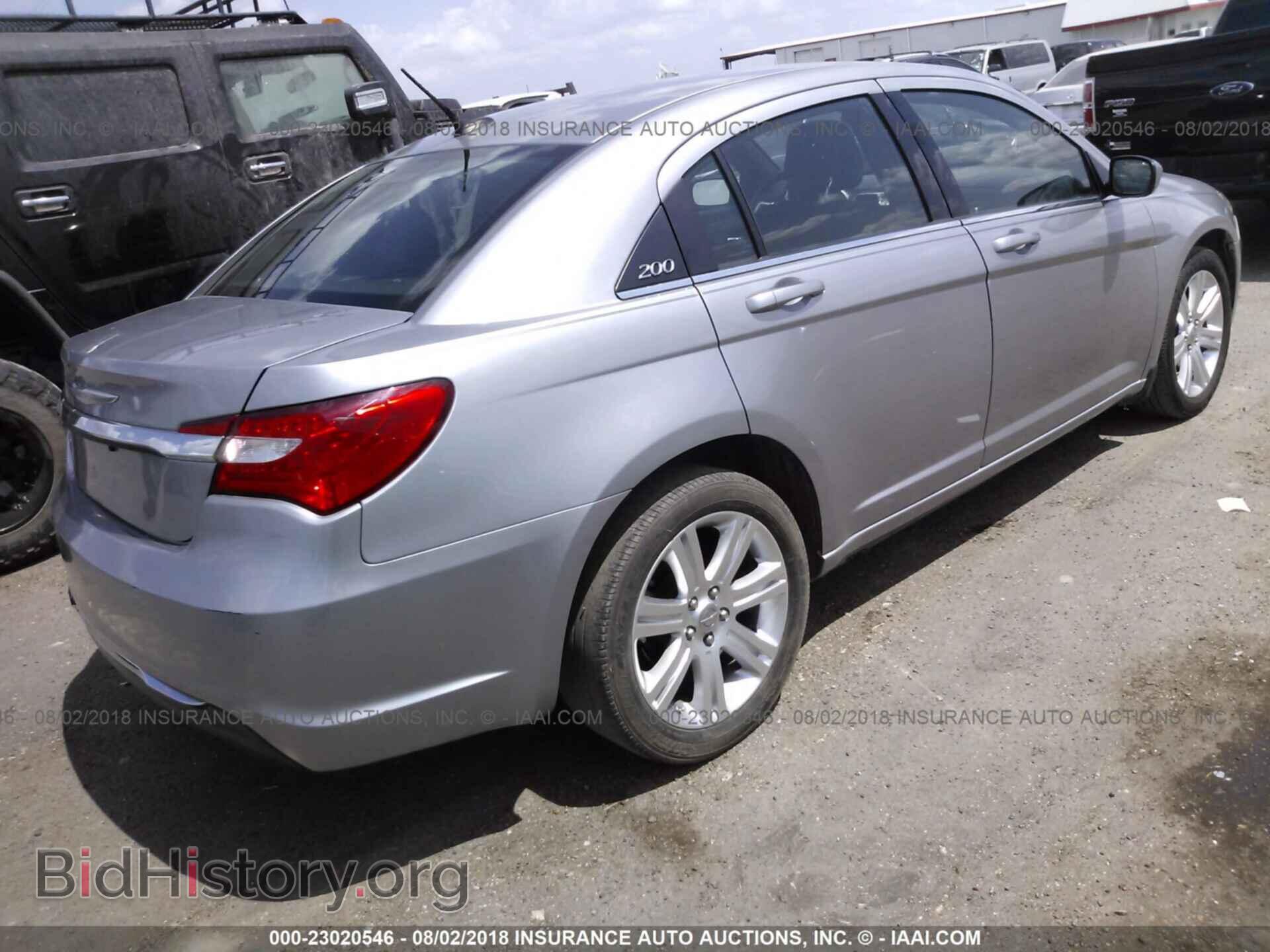 2013 Chrysler 200 - VIN: 1C3CCBBB9DN554360 - Photo 4
