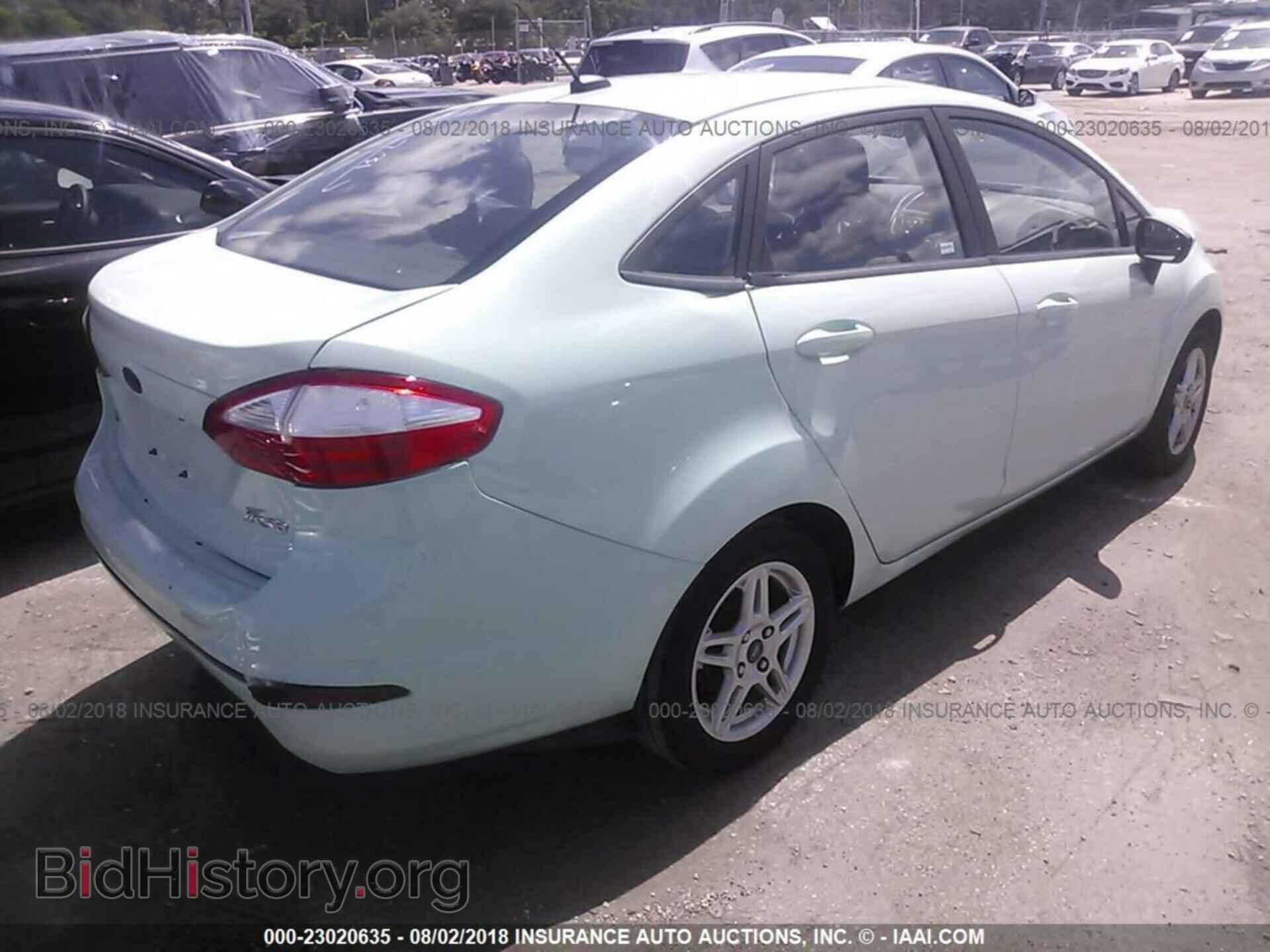 2017 Ford Fiesta - VIN: 3FADP4BJ9HM115270 - Фото 4