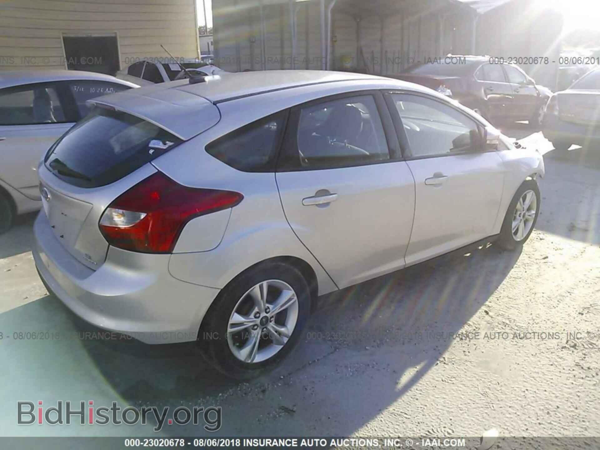 2014 Ford Focus - VIN: 1FADP3K23EL368536 - Photo 4