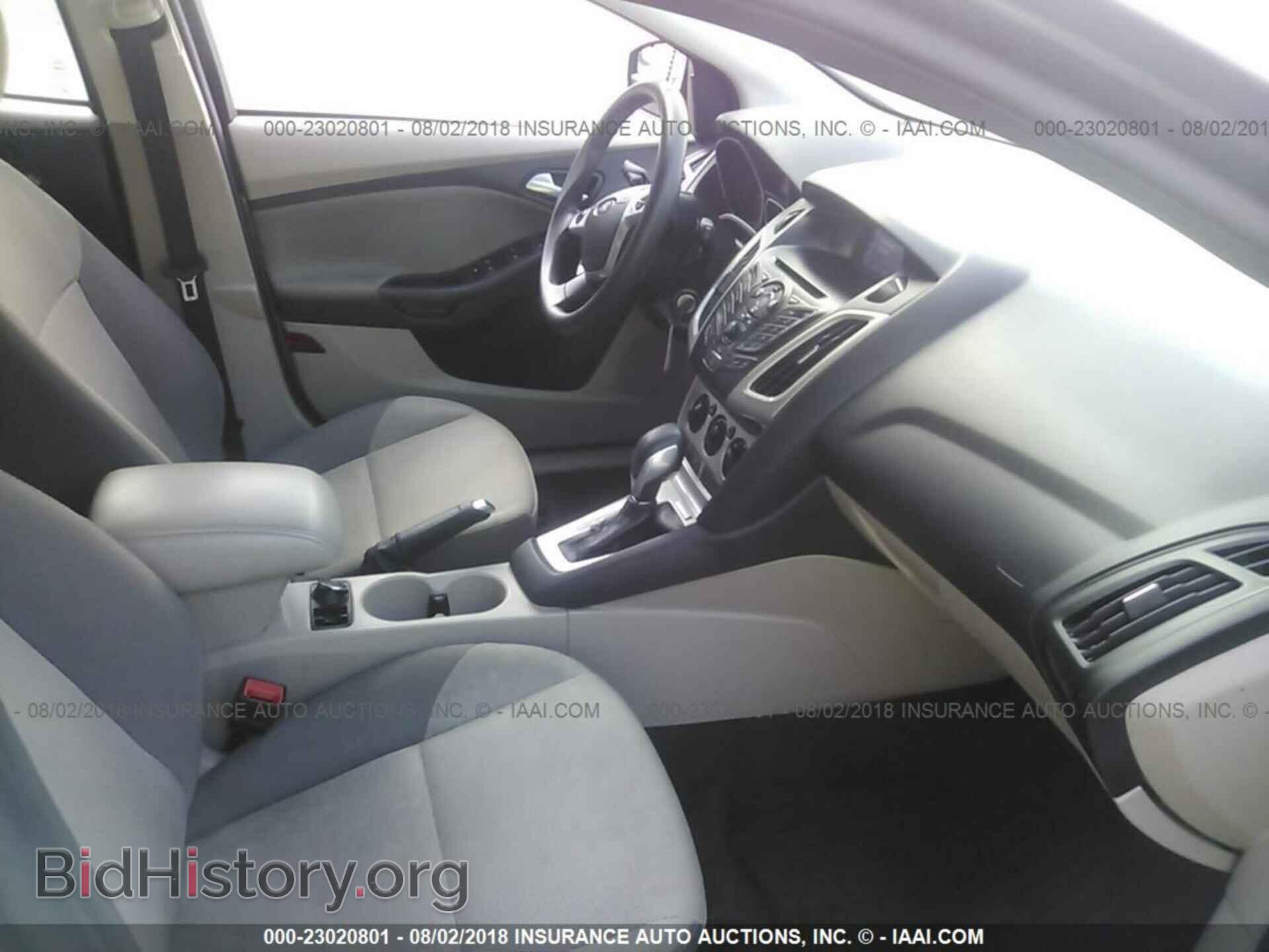 2014 Ford Focus - VIN: 1FADP3K21EL457621 - Photo 5