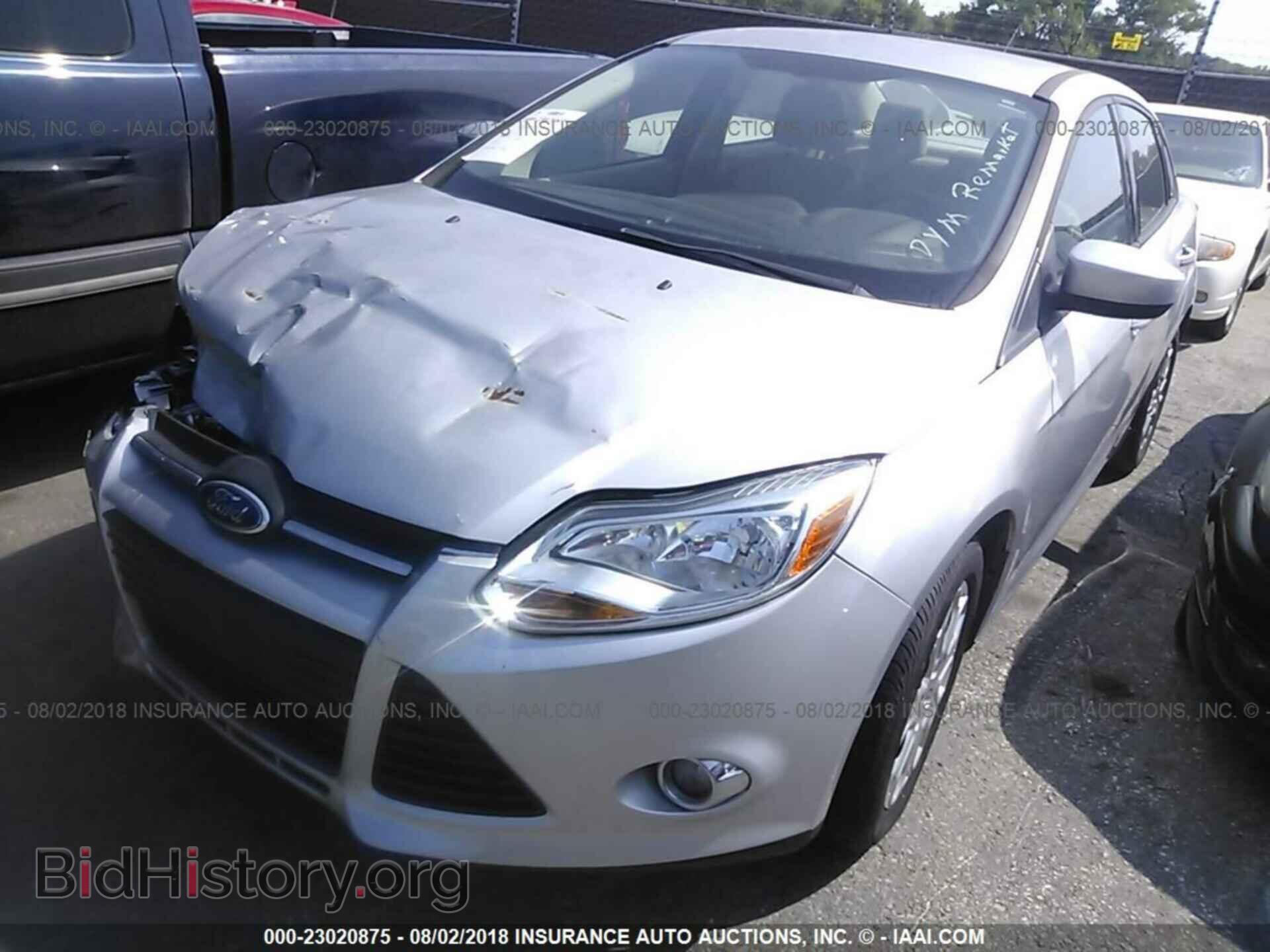 2012 Ford Focus - VIN: 1FAHP3F28CL456569 - Фото 2