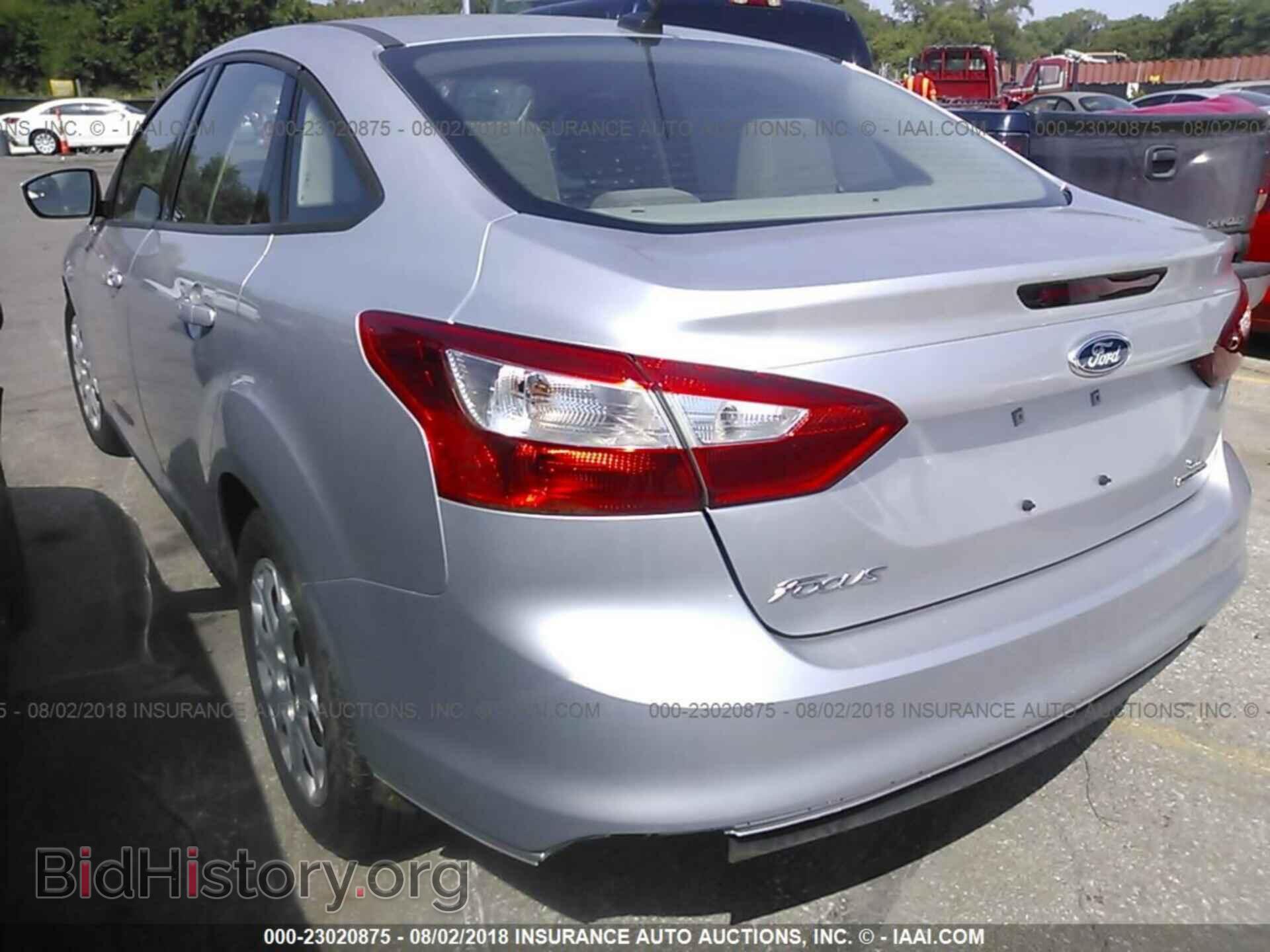 2012 Ford Focus - VIN: 1FAHP3F28CL456569 - Фото 3