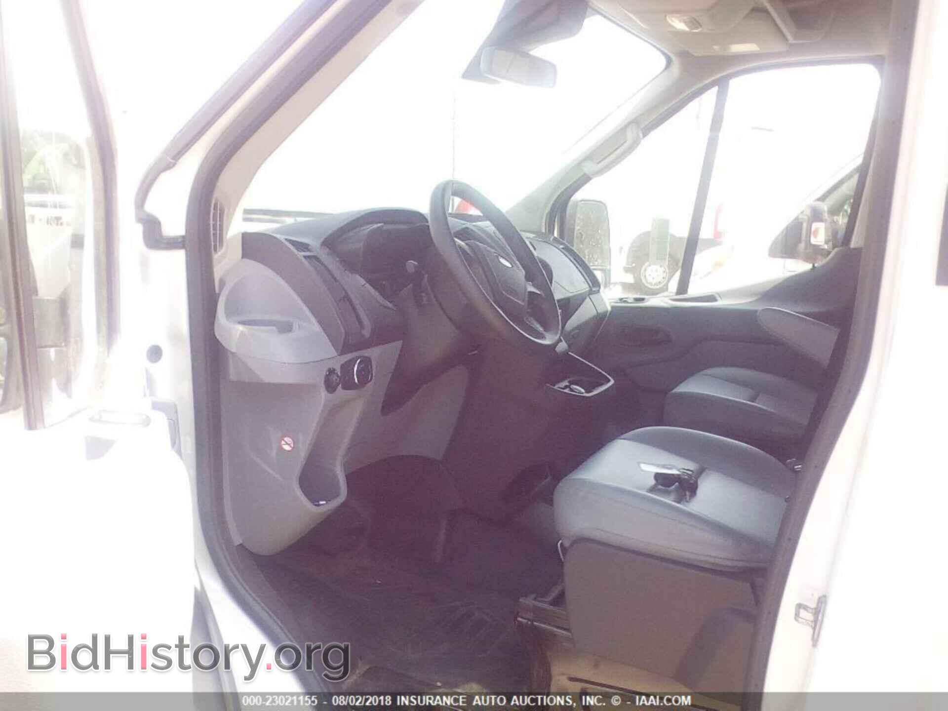2018 Ford Transit - VIN: 1FTYR2XM0JKA84582 - Фото 3