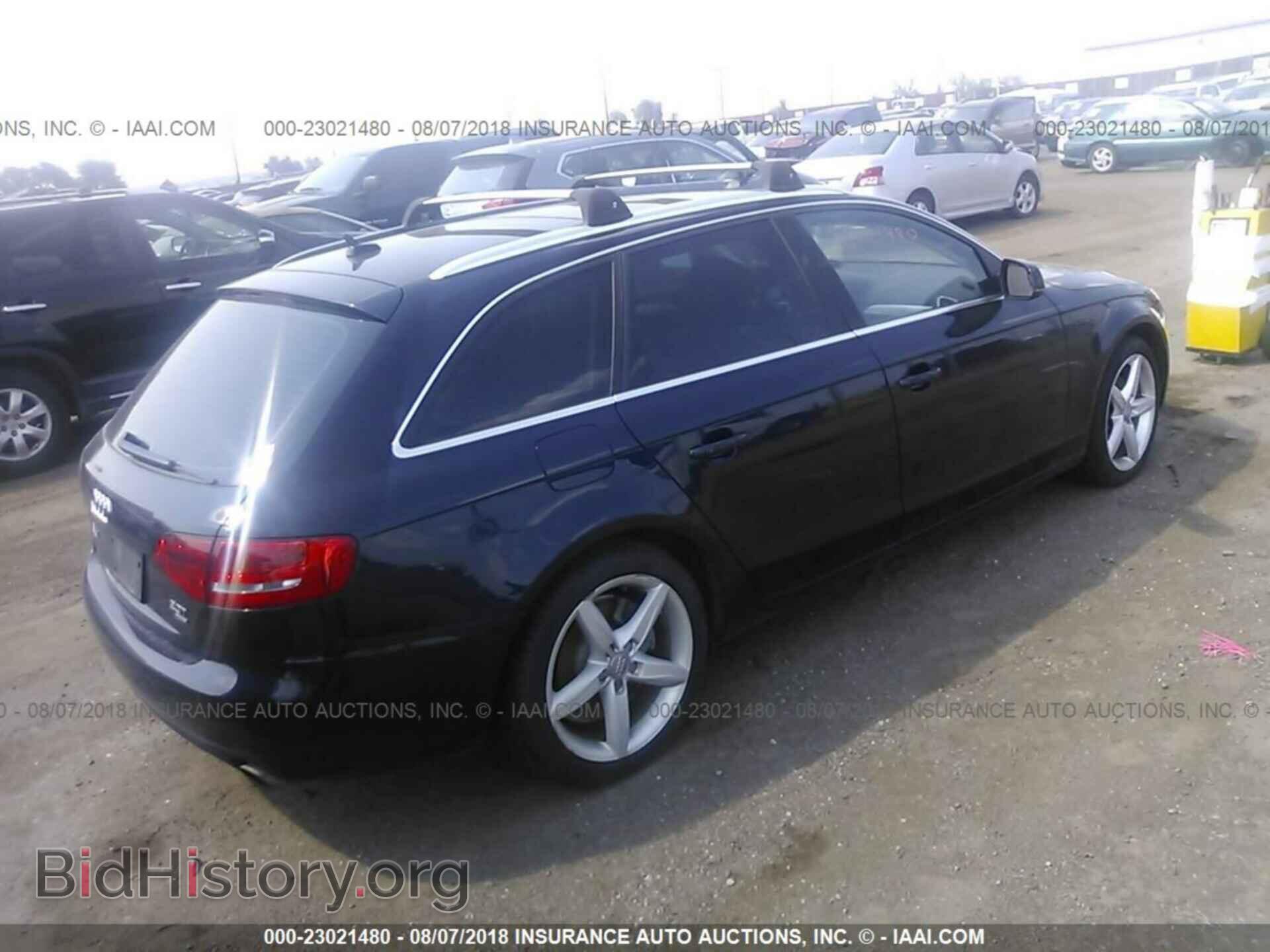 2011 Audi A4 - VIN: WAUWFAFL9BA073572 - Photo 4