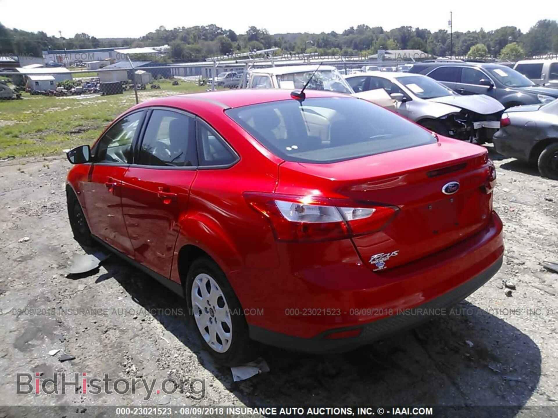 2012 Ford Focus - VIN: 1FAHP3F27CL187805 - Photo 3