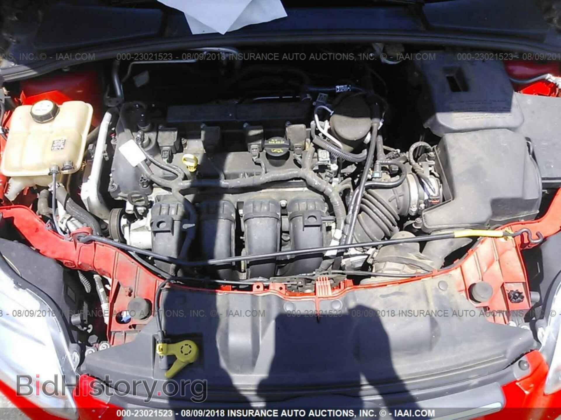 2012 Ford Focus - VIN: 1FAHP3F27CL187805 - Photo 10