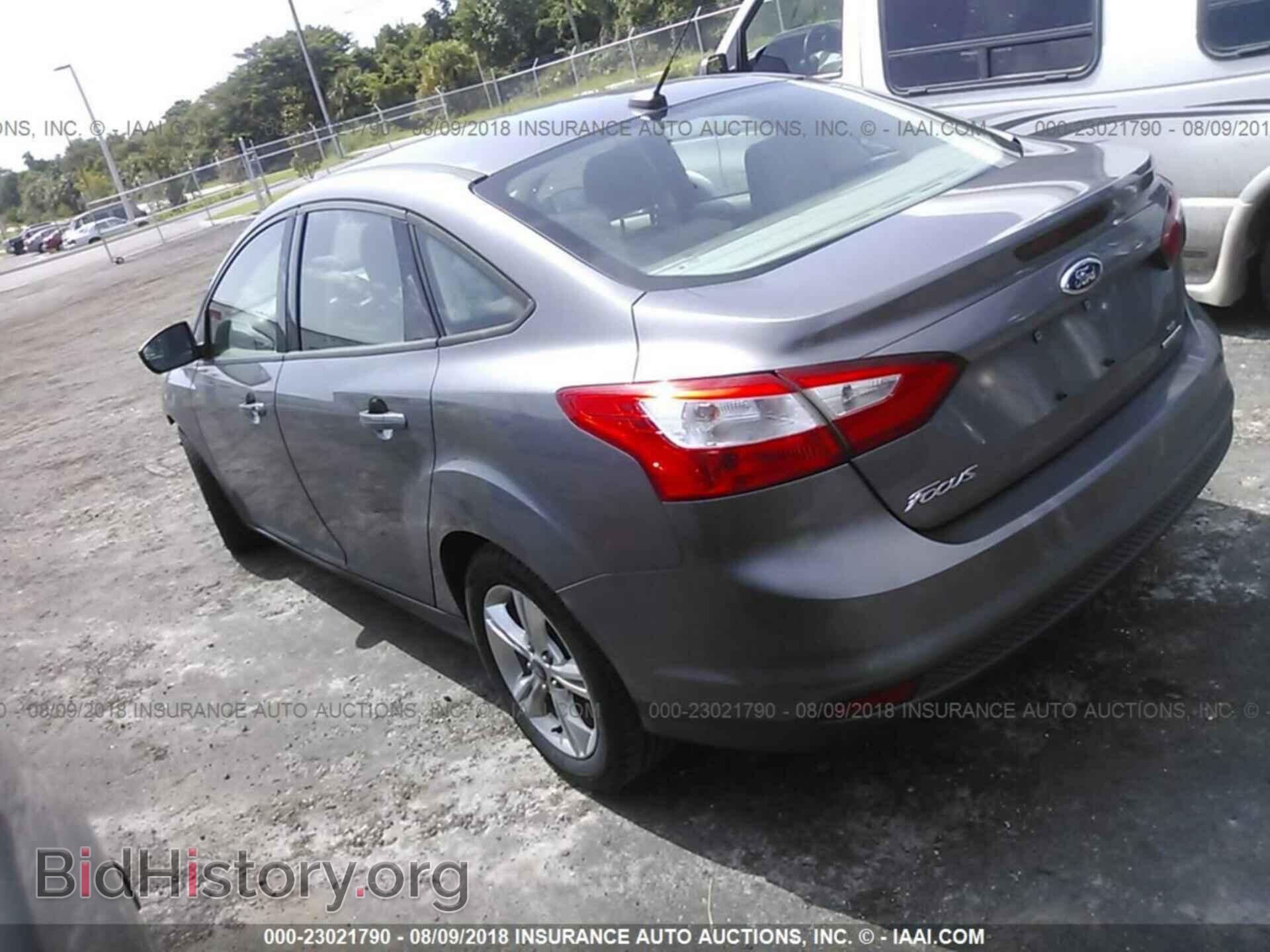 2013 Ford Focus - VIN: 1FADP3F2XDL241307 - Photo 3
