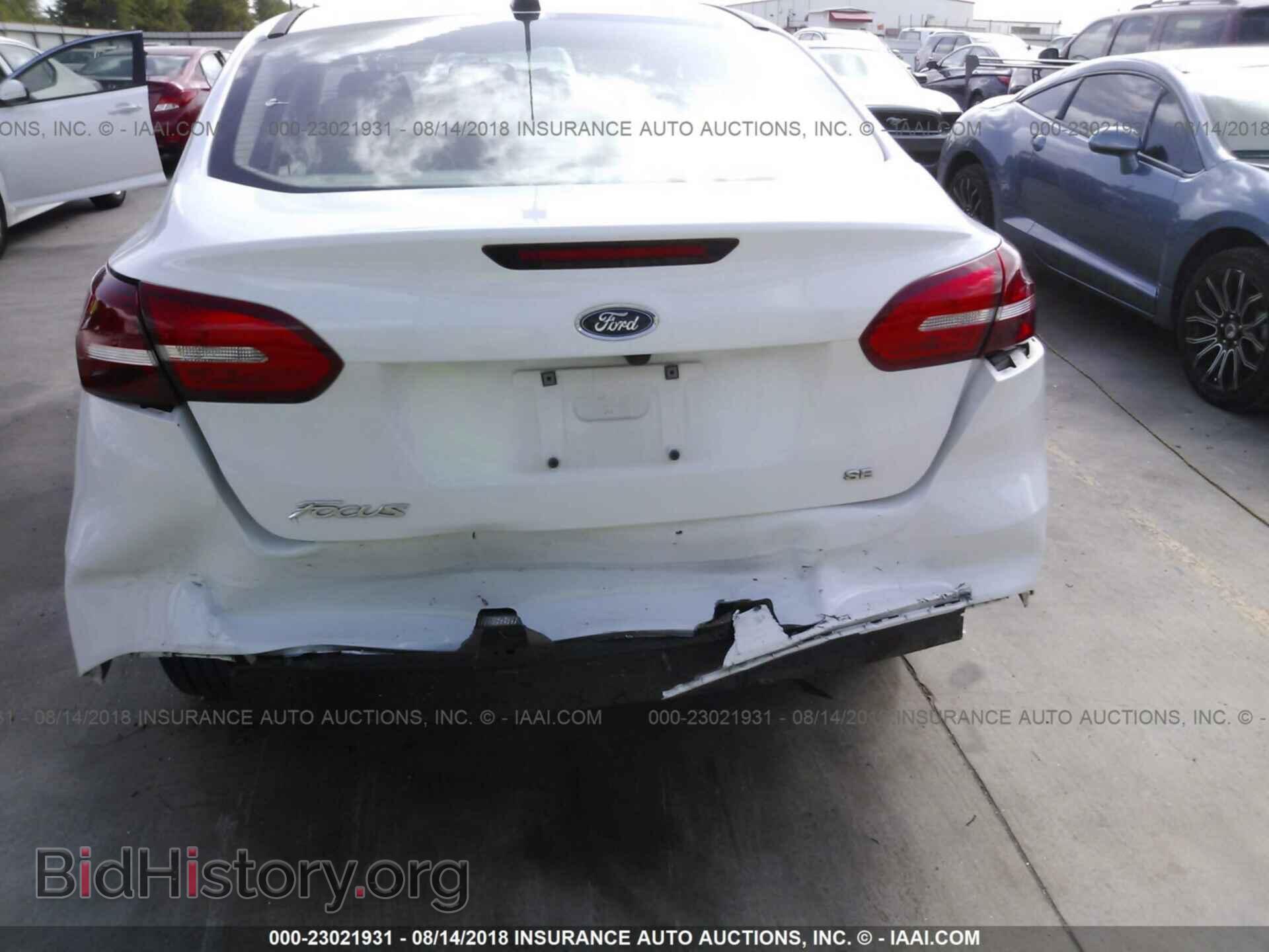 2017 Ford Focus - VIN: 1FADP3F22HL249620 - Фото 6