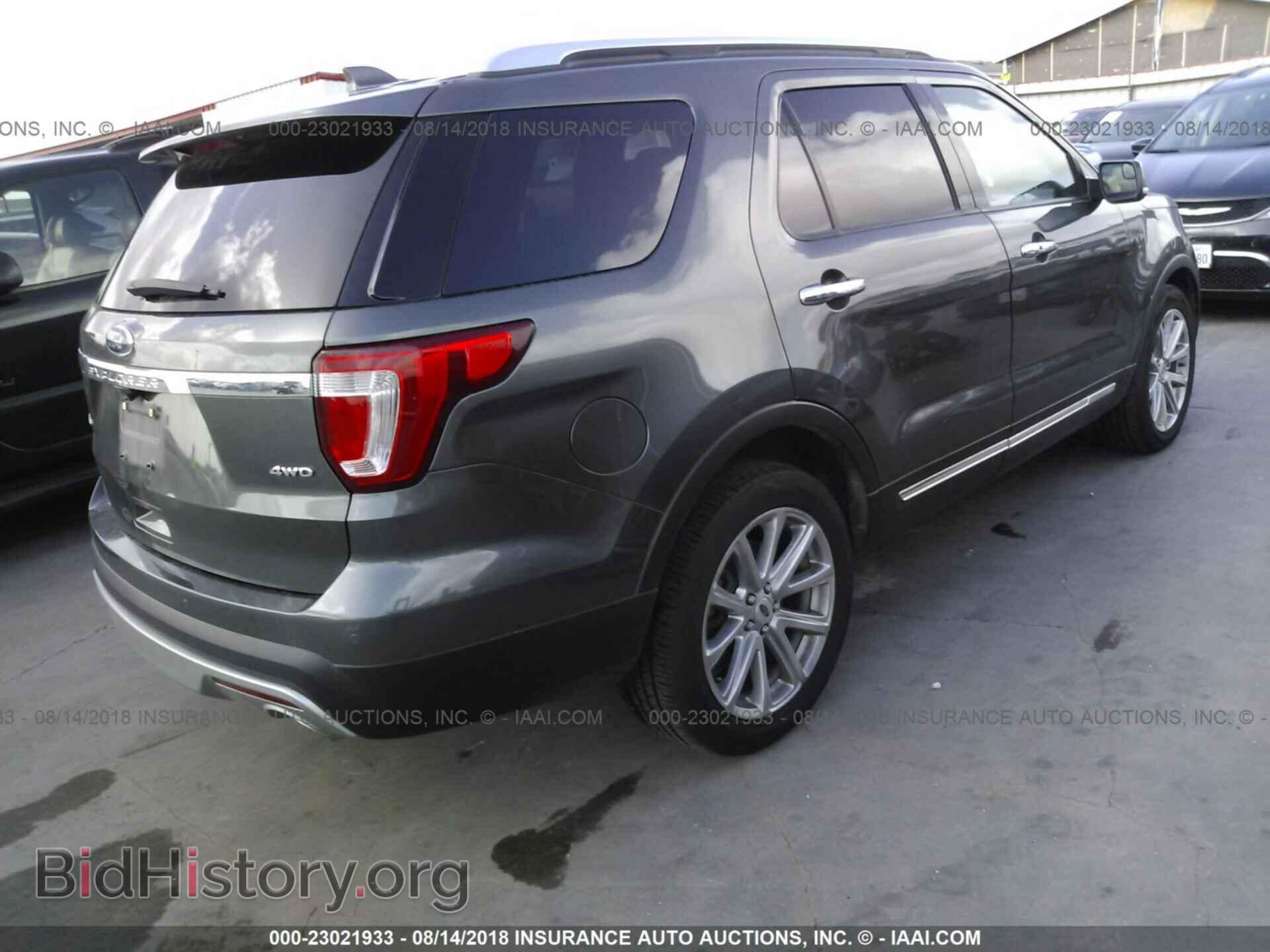 2017 Ford Explorer - VIN: 1FM5K8F80HGC38666 - Photo 4
