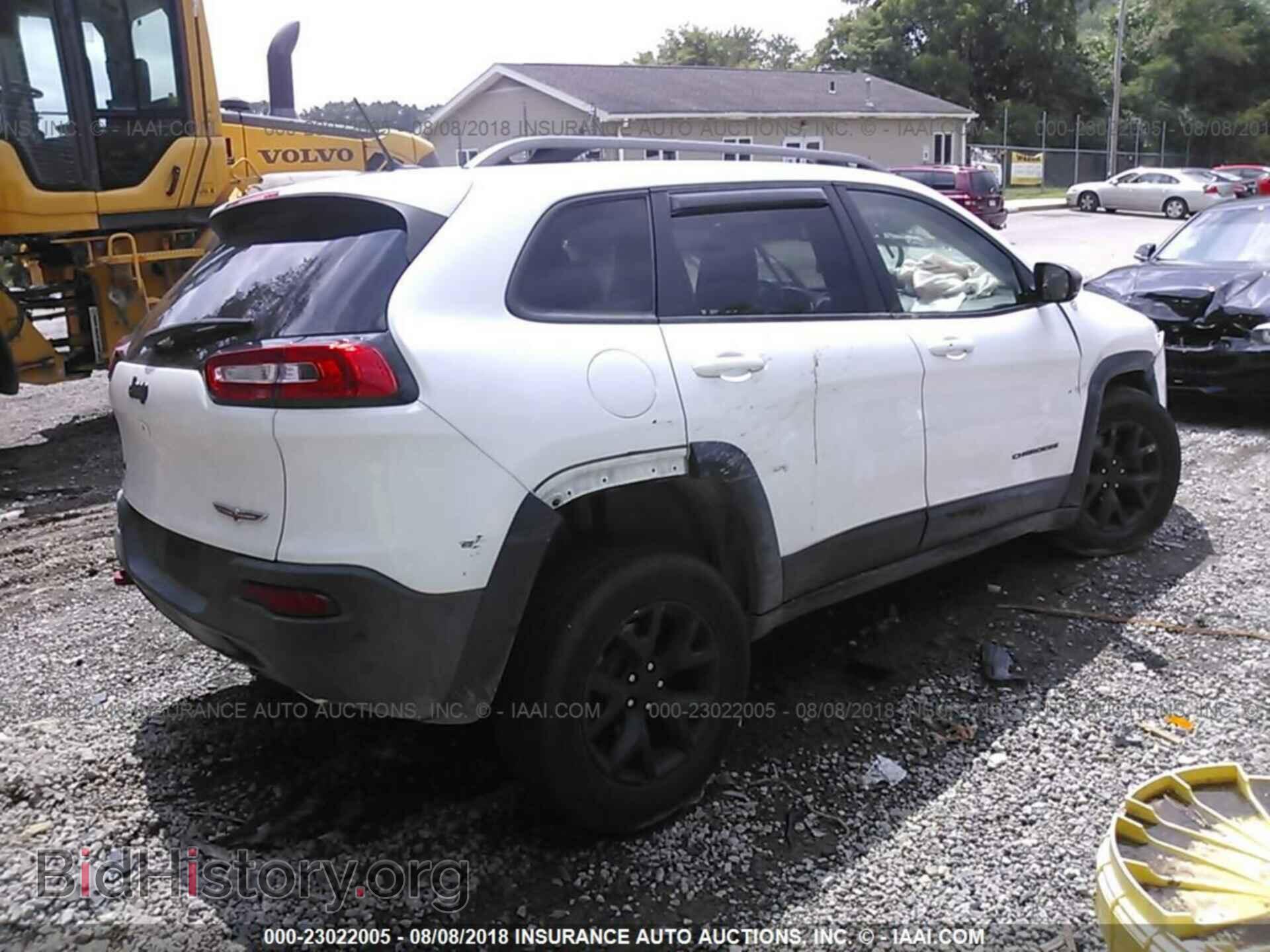 2015 Jeep Cherokee - VIN: 1C4PJMBS0FW648249 - Фото 4