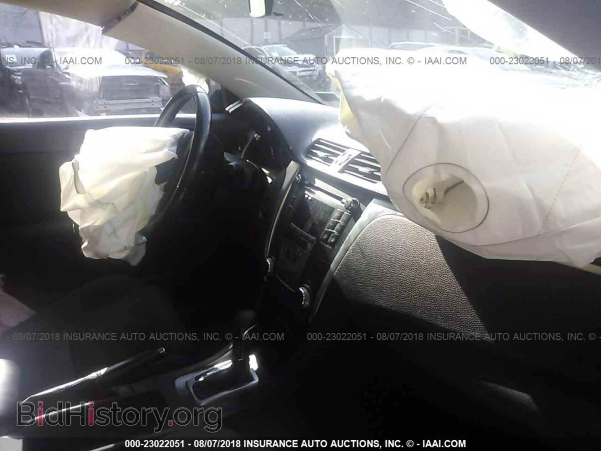 2012 Suzuki Kizashi - VIN: JS2RF9A35C6100086 - Photo 5