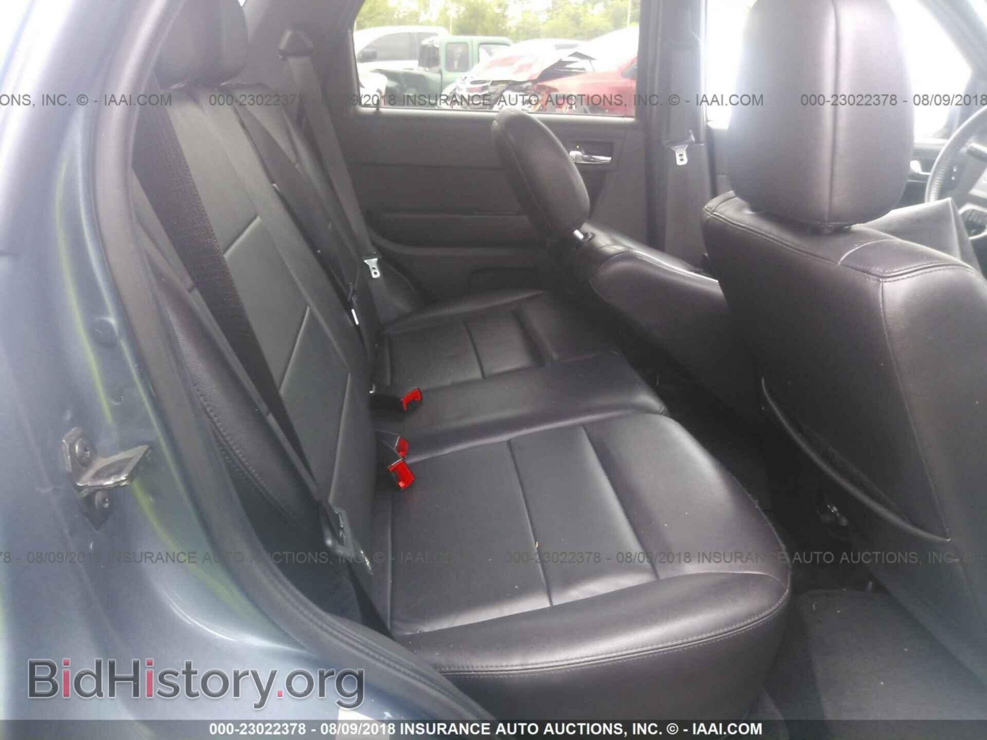 2011 Ford Escape - VIN: 1FMCU0EG4BKA06281 - Фото 8