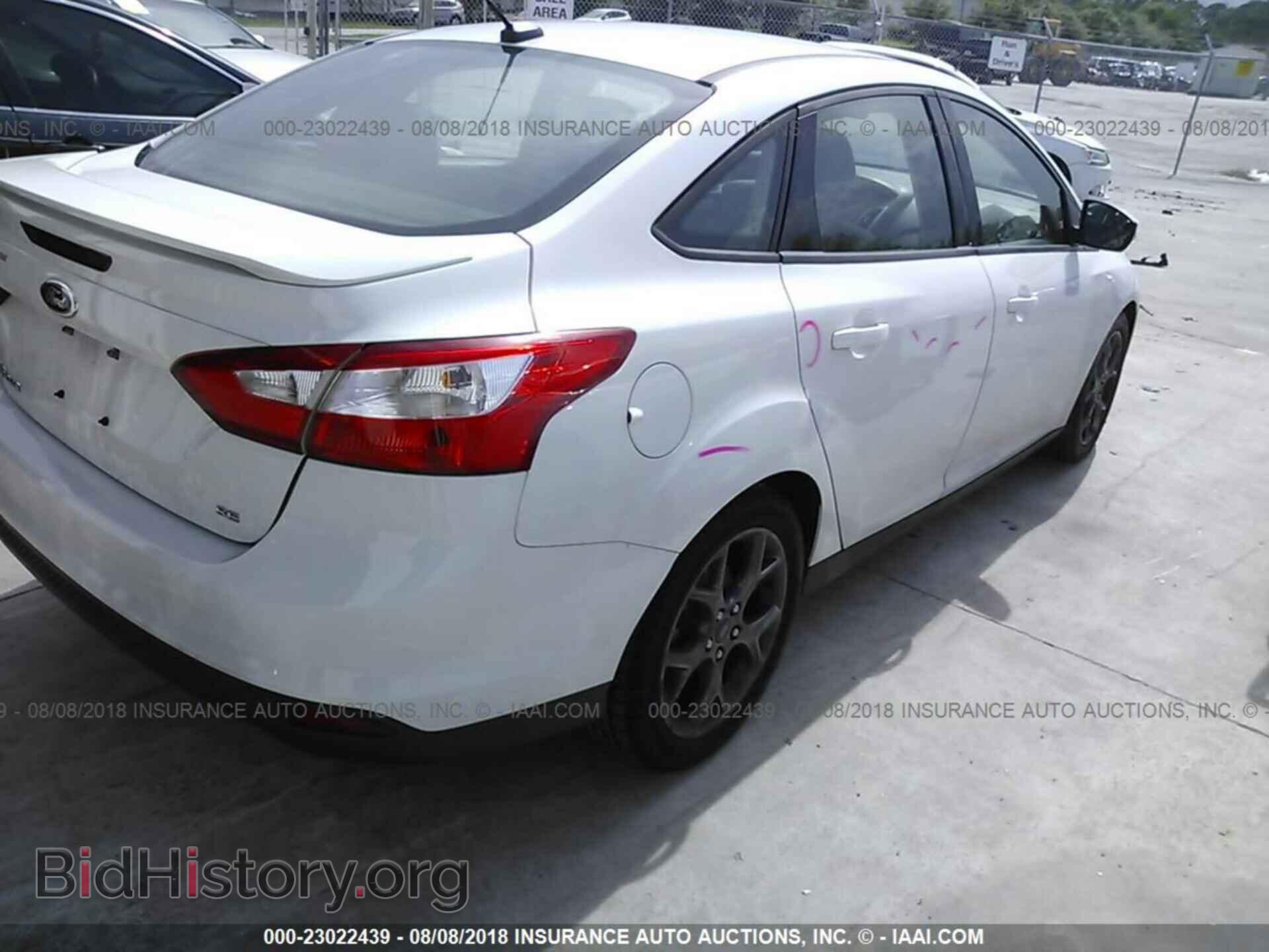 2013 Ford Focus - VIN: 1FADP3F26DL308808 - Photo 4
