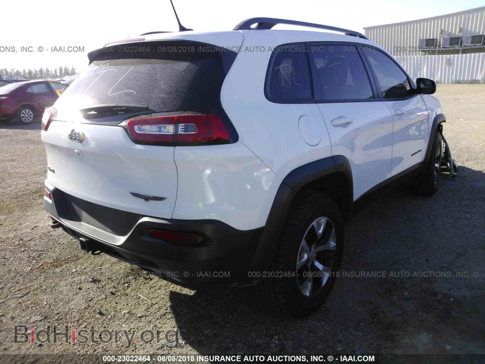 2015 Jeep Cherokee - VIN: 1C4PJMBS8FW653490 - Фото 4