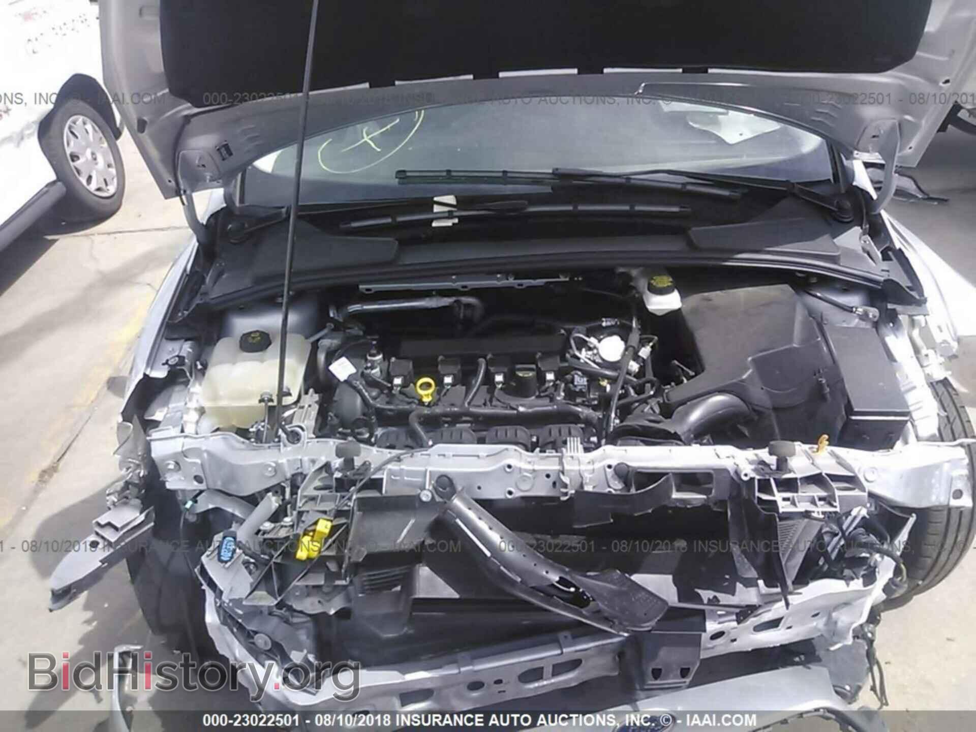 2018 Ford Focus - VIN: 1FADP3E2XJL302619 - Фото 10