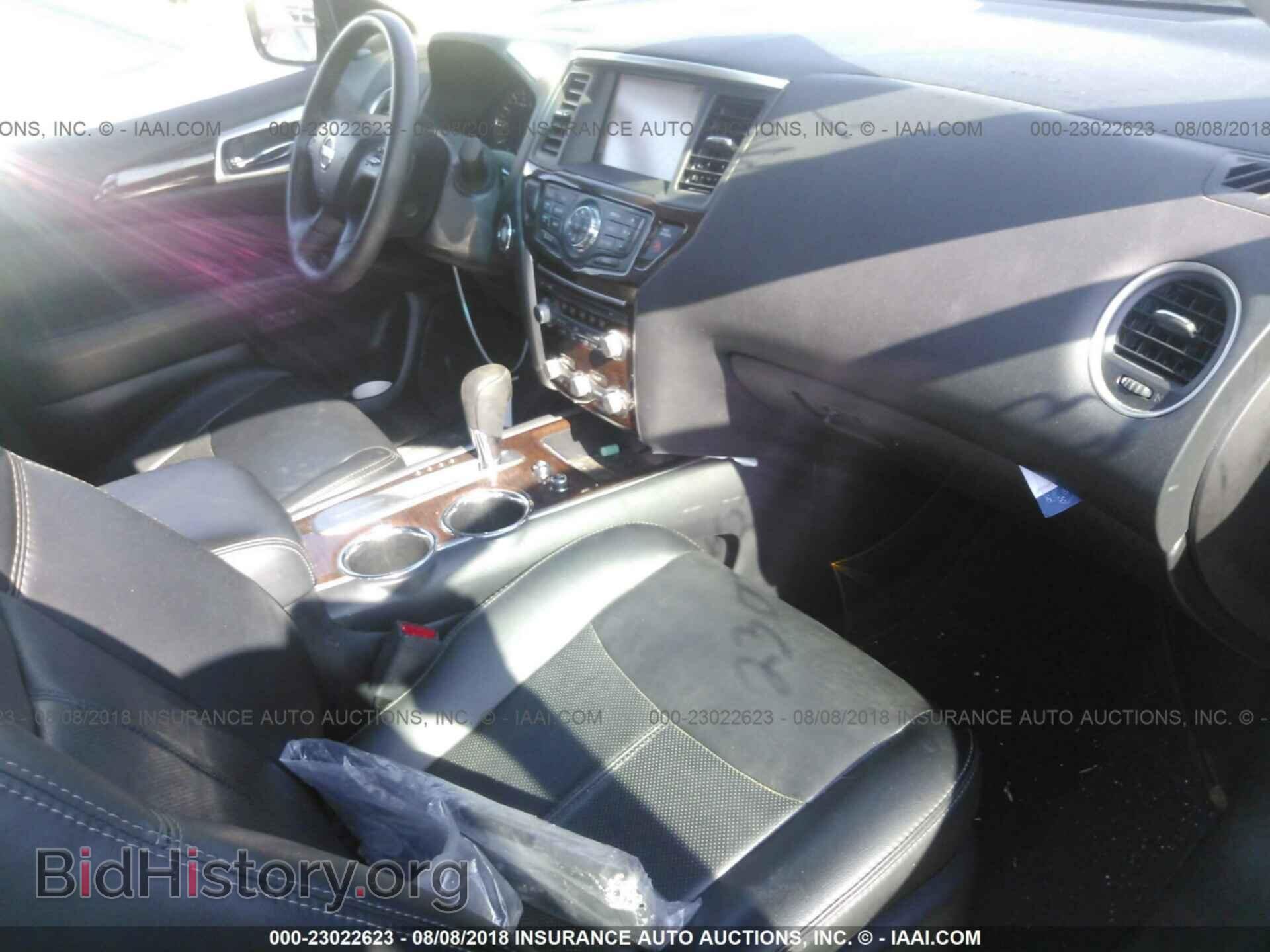 2015 Nissan Pathfinder - VIN: 5N1AR2MN4FC689538 - Фото 5