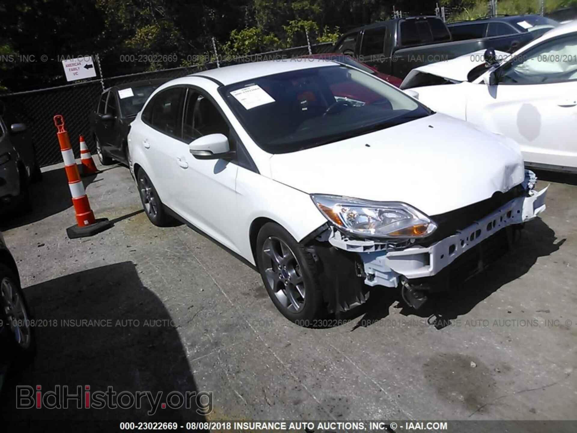 Photo 1FADP3F2XEL327458 - Ford Focus 2014