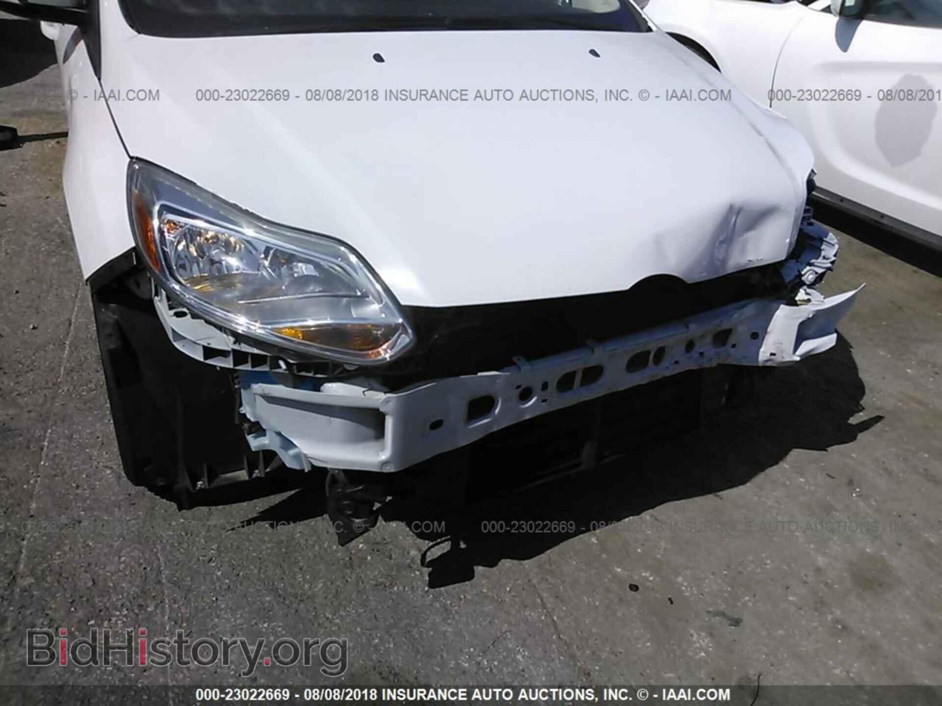 2014 Ford Focus - VIN: 1FADP3F2XEL327458 - Photo 6