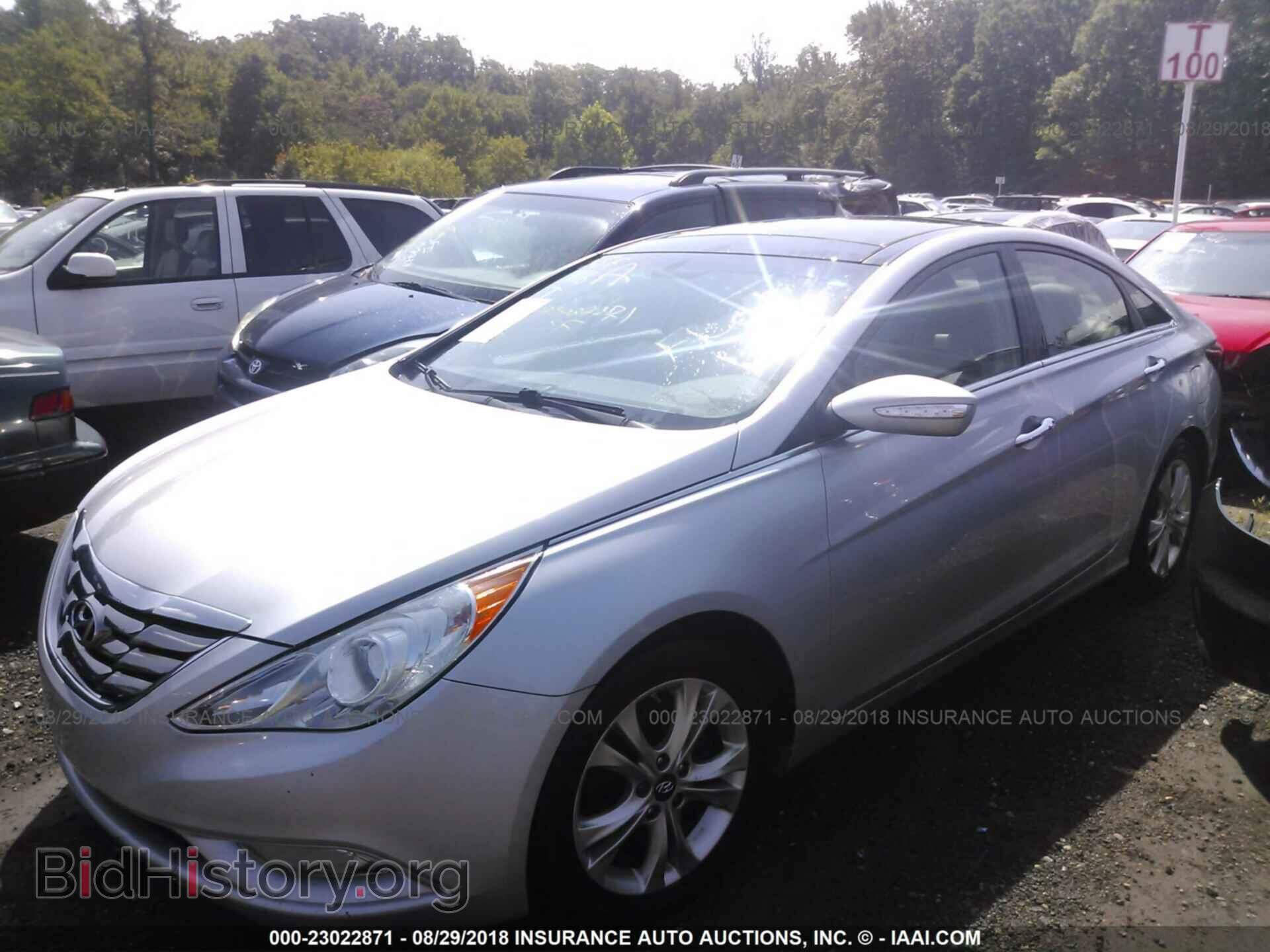 2012 Hyundai Sonata - VIN: 5NPEC4AC2CH473533 - Photo 2