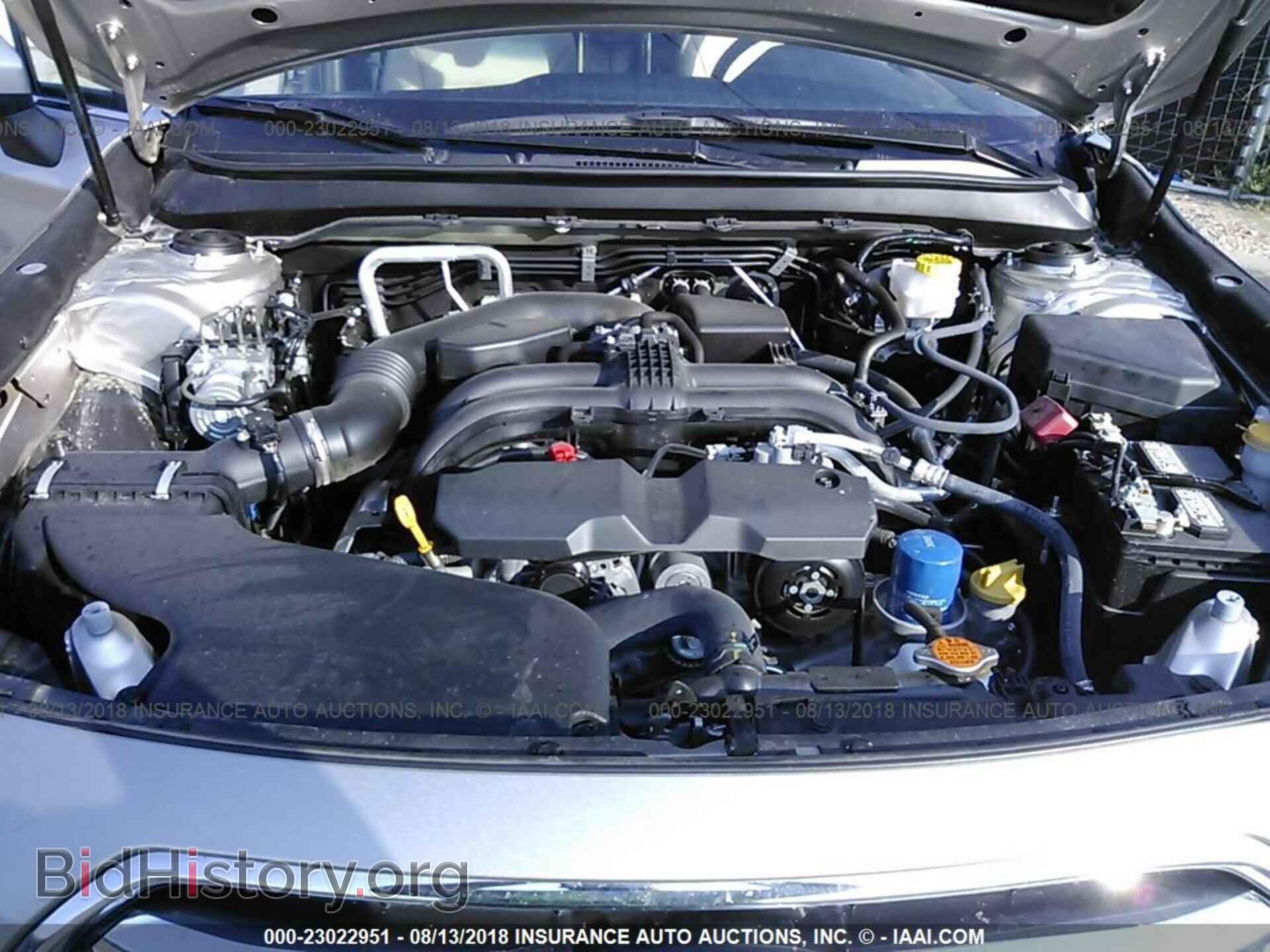 2018 Subaru Outback - VIN: 4S4BSAFC9J3288400 - Фото 10