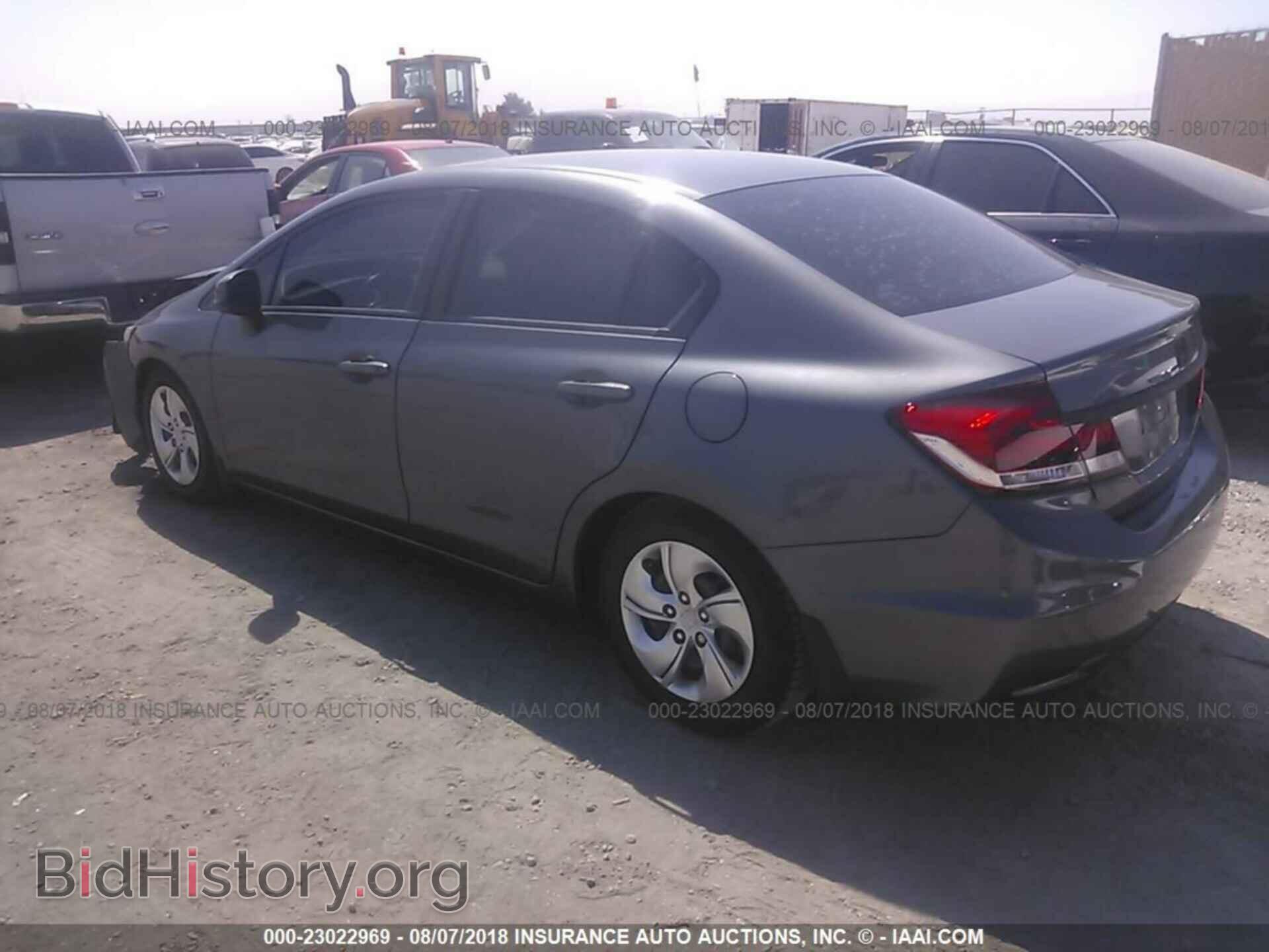 2013 Honda Civic - VIN: 19XFB2E56DE025776 - Фото 3