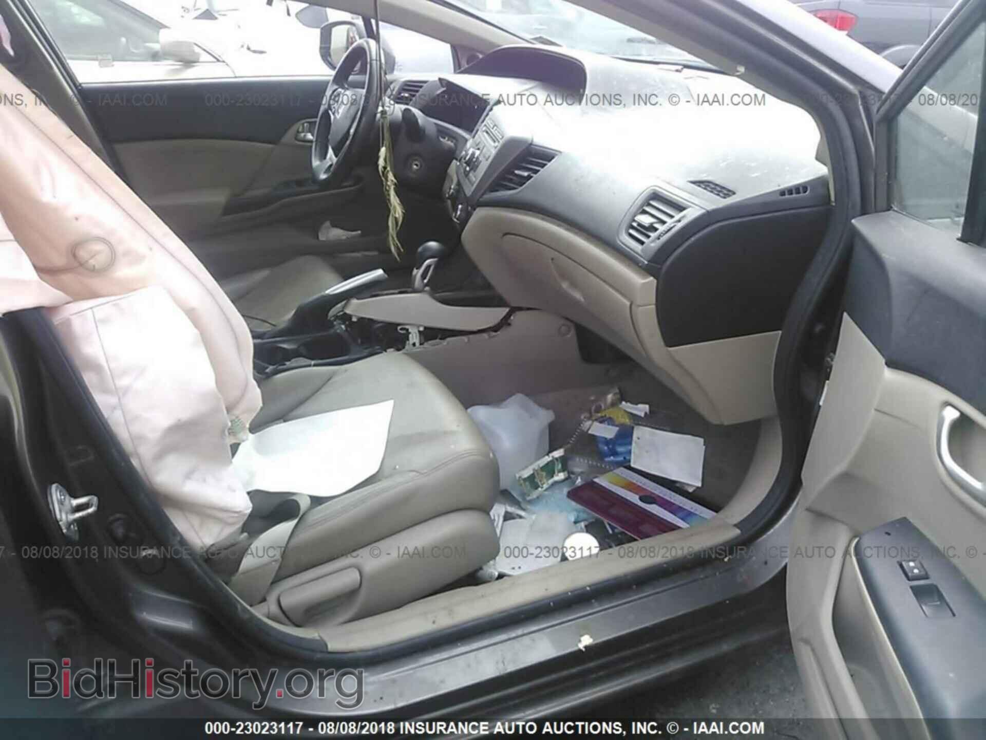 2012 Honda Civic - VIN: 19XFB2F98CE329773 - Photo 5