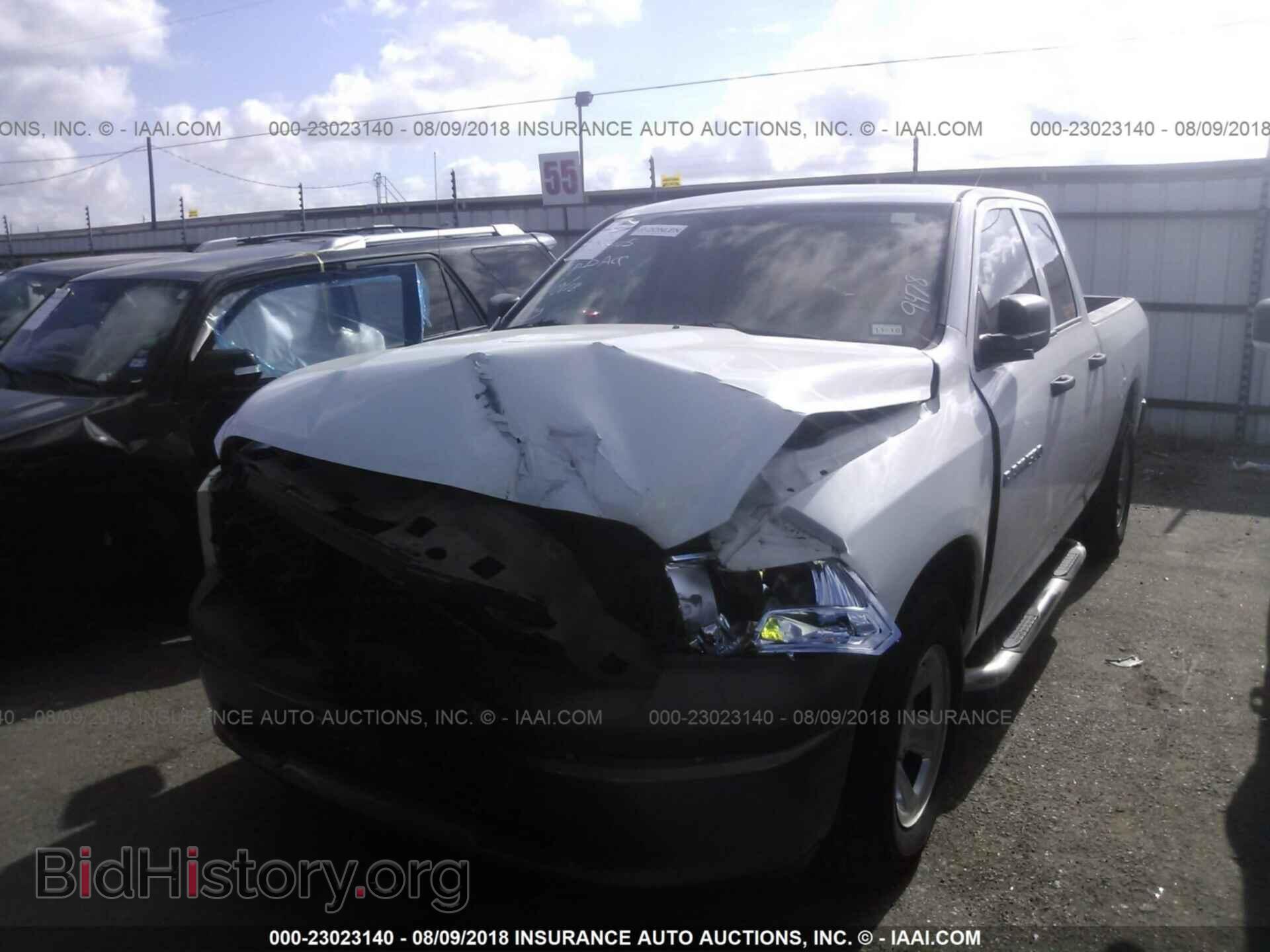 2011 Dodge Ram 1500 - VIN: 1D7RB1GP3BS569478 - Photo 2