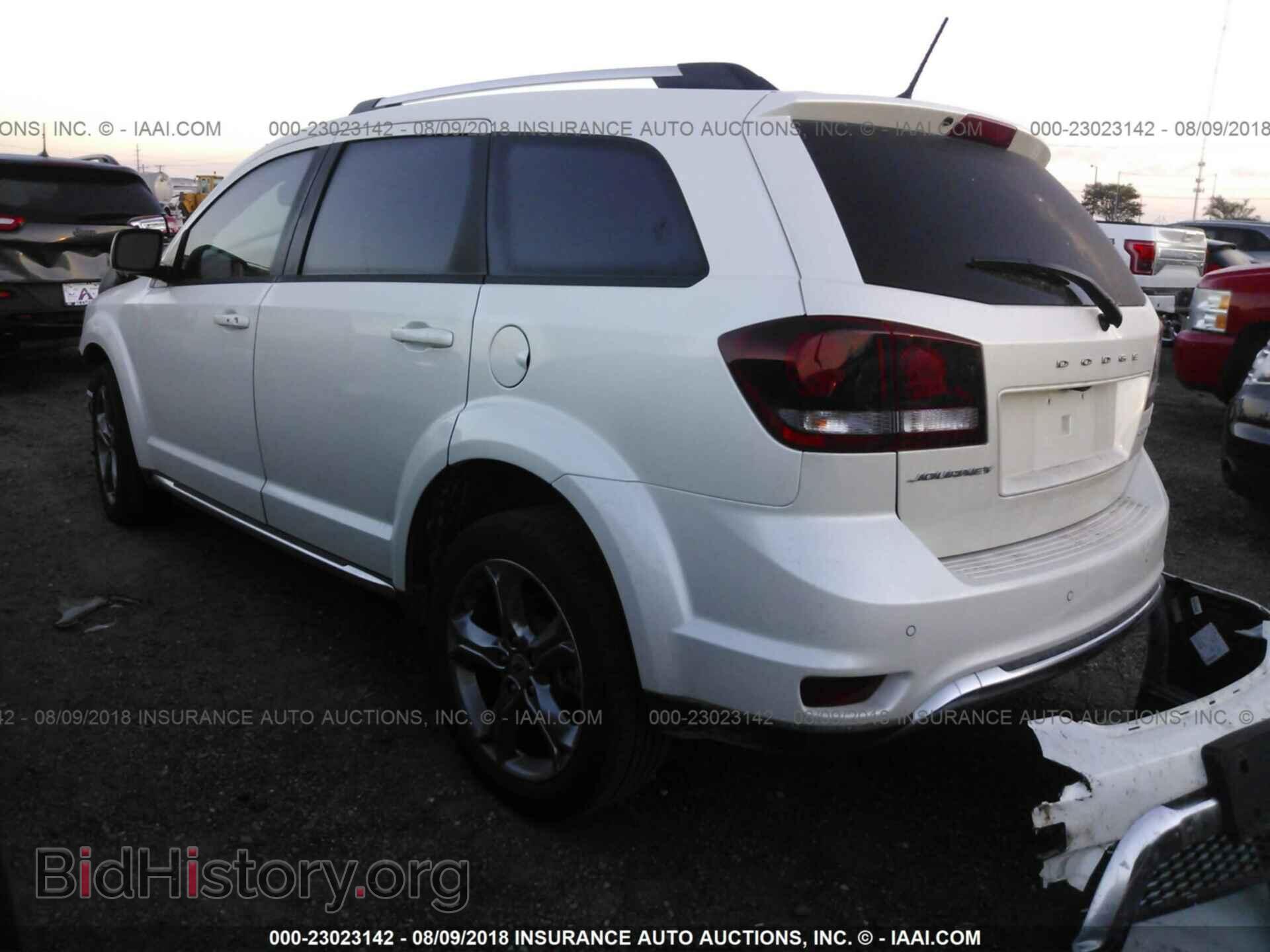 2018 Dodge Journey - VIN: 3C4PDCGB1JT141515 - Фото 3