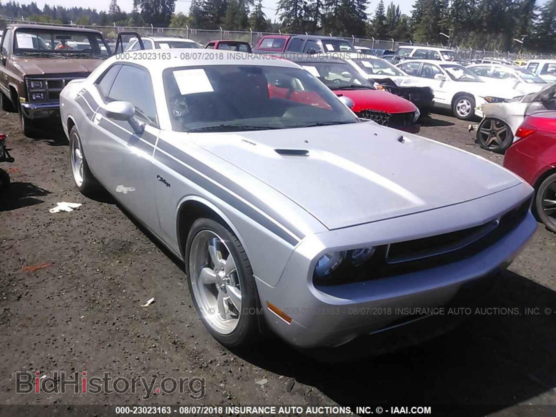 Photo 2C3CDYBTXCH154212 - Dodge Challenger 2012