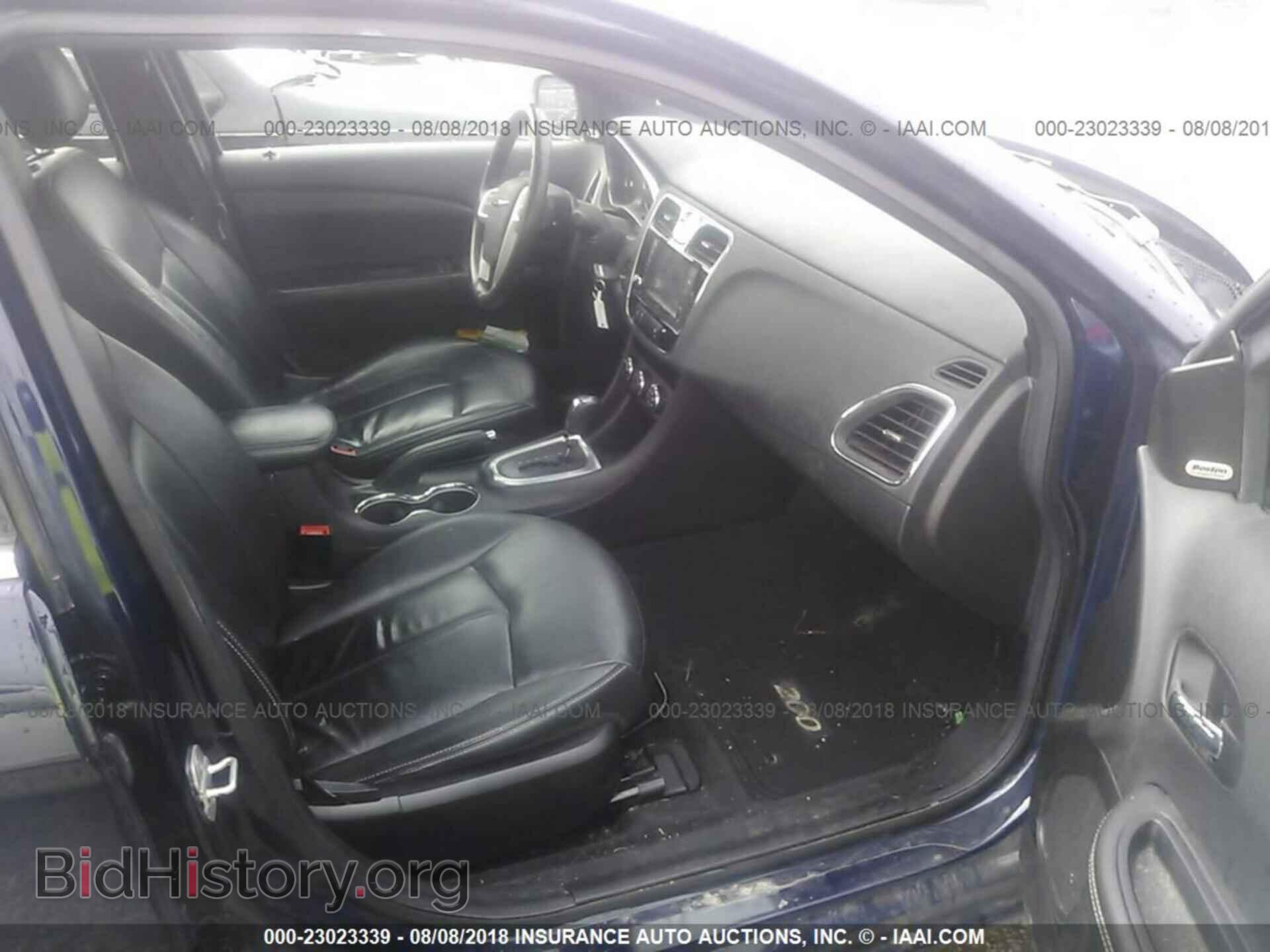 2013 Chrysler 200 - VIN: 1C3CCBCG2DN674494 - Photo 5