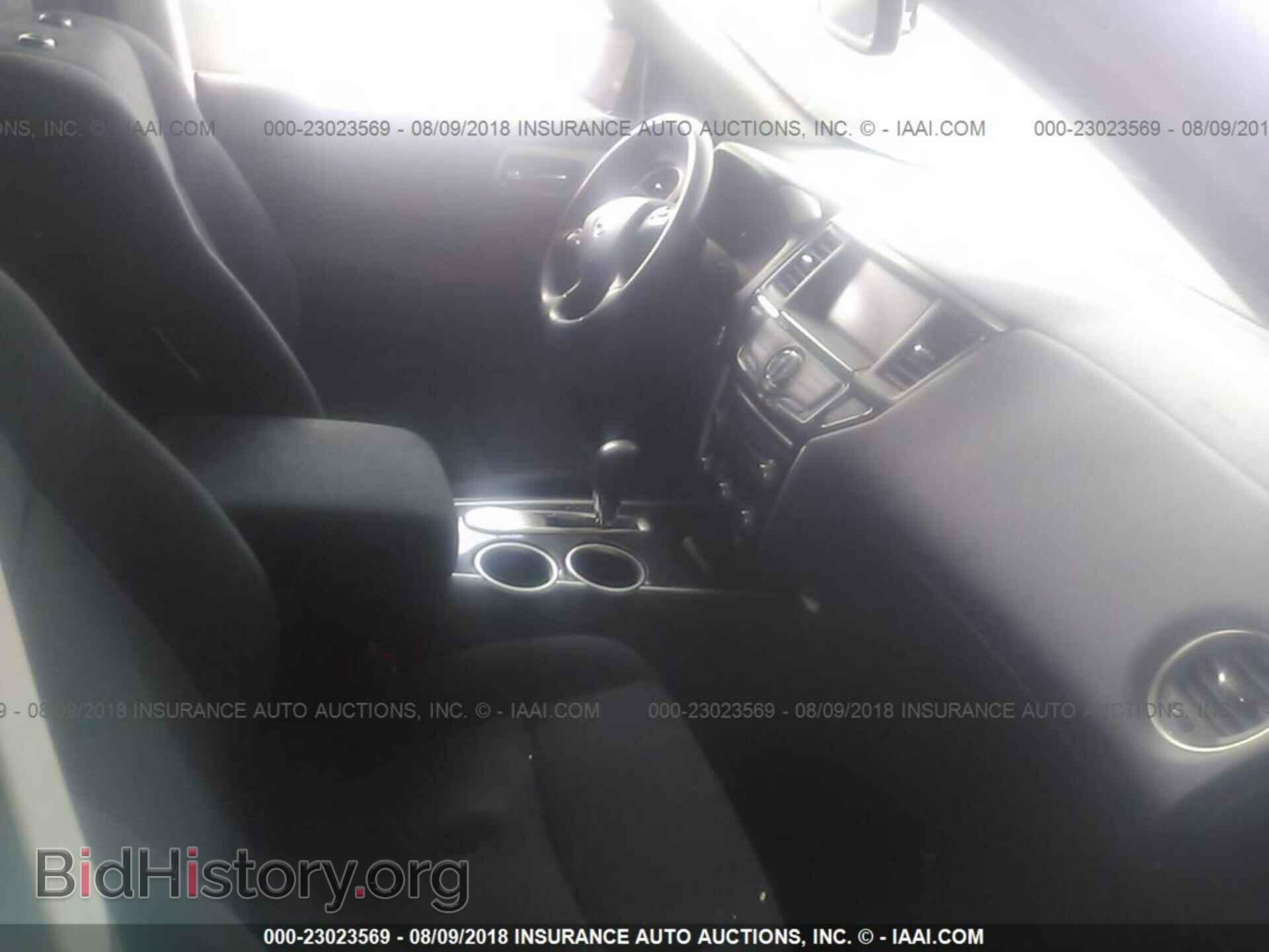 2016 Nissan Pathfinder - VIN: 5N1AR2MN2GC638363 - Фото 5