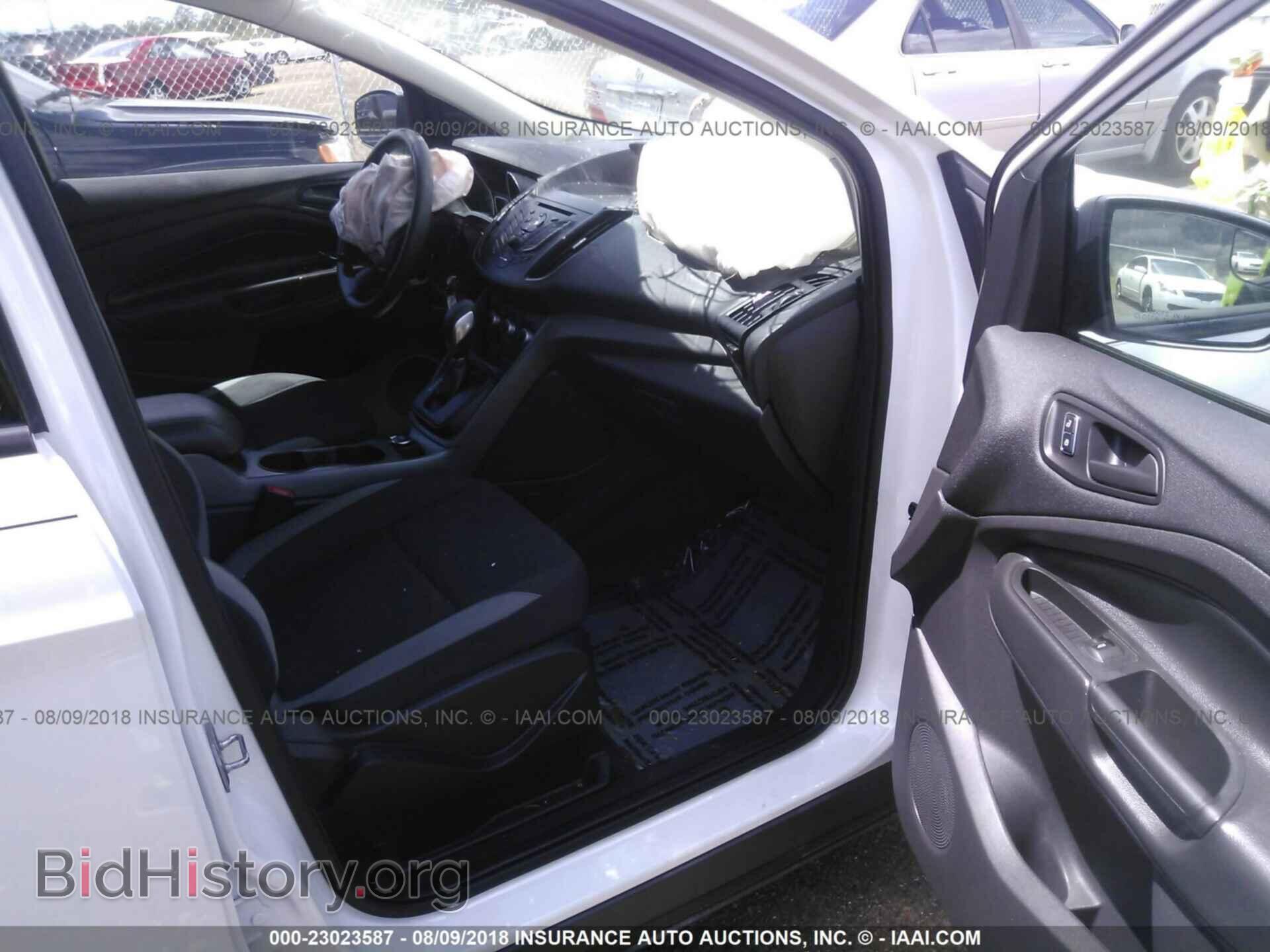 2014 Ford Escape - VIN: 1FMCU0F7XEUE01735 - Photo 5