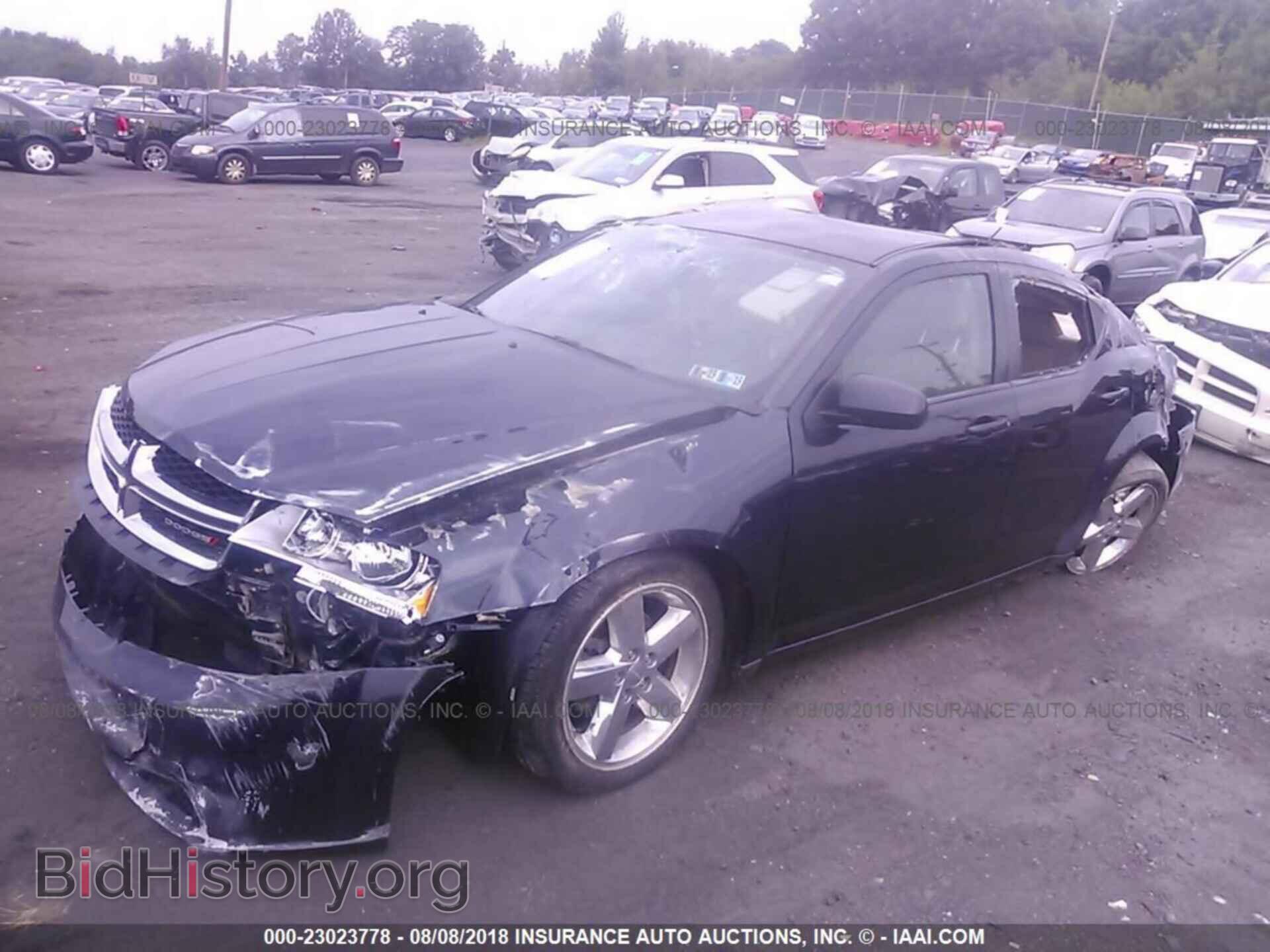 2011 Dodge Avenger - VIN: 1B3BD2FG8BN551684 - Photo 2
