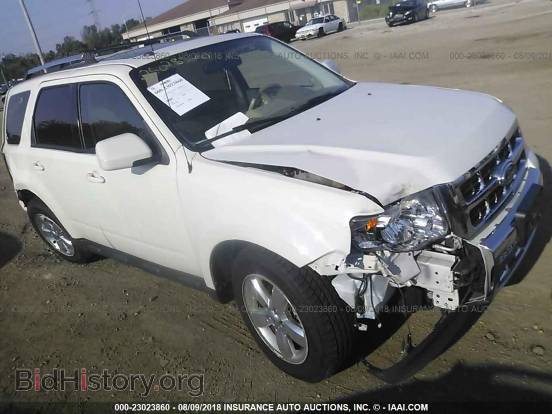 Photo 1FMCU9EG2BKB11034 - Ford Escape 2011