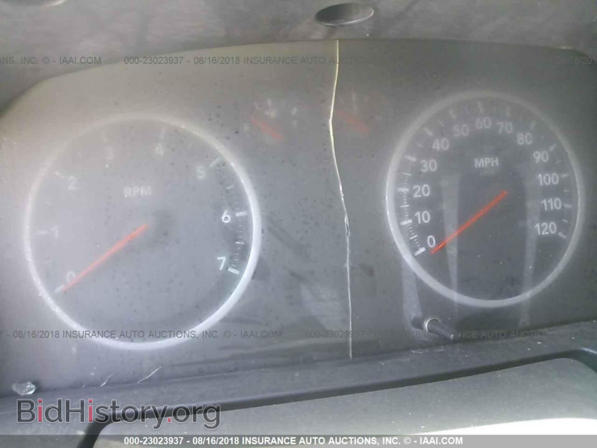 2011 Dodge Ram 1500 - VIN: 1D7RB1GKXBS584242 - Фото 7