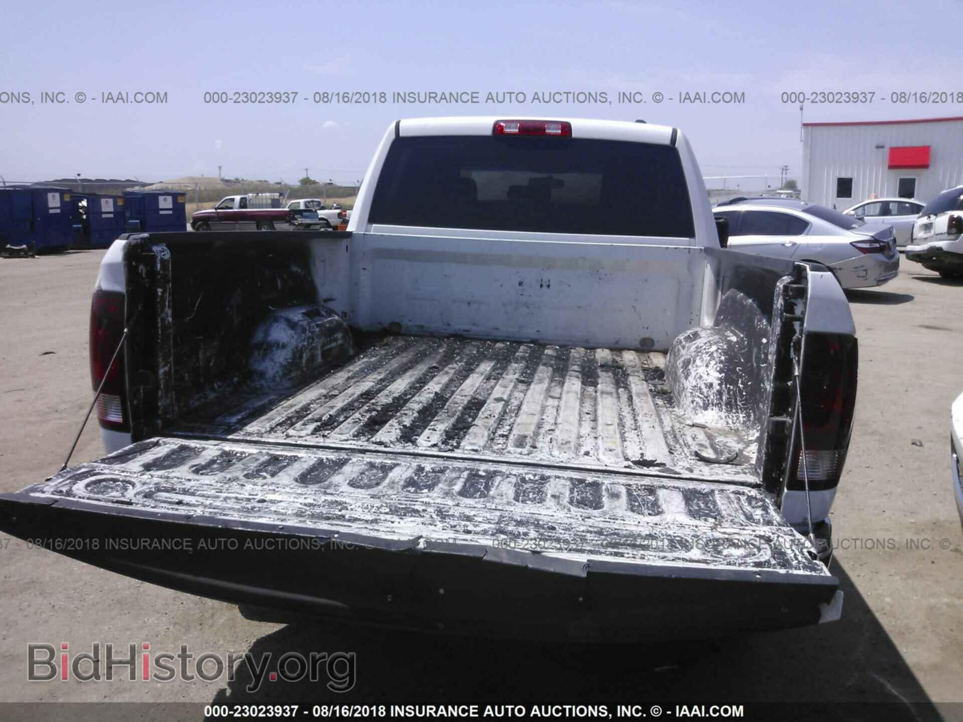 2011 Dodge Ram 1500 - VIN: 1D7RB1GKXBS584242 - Фото 8