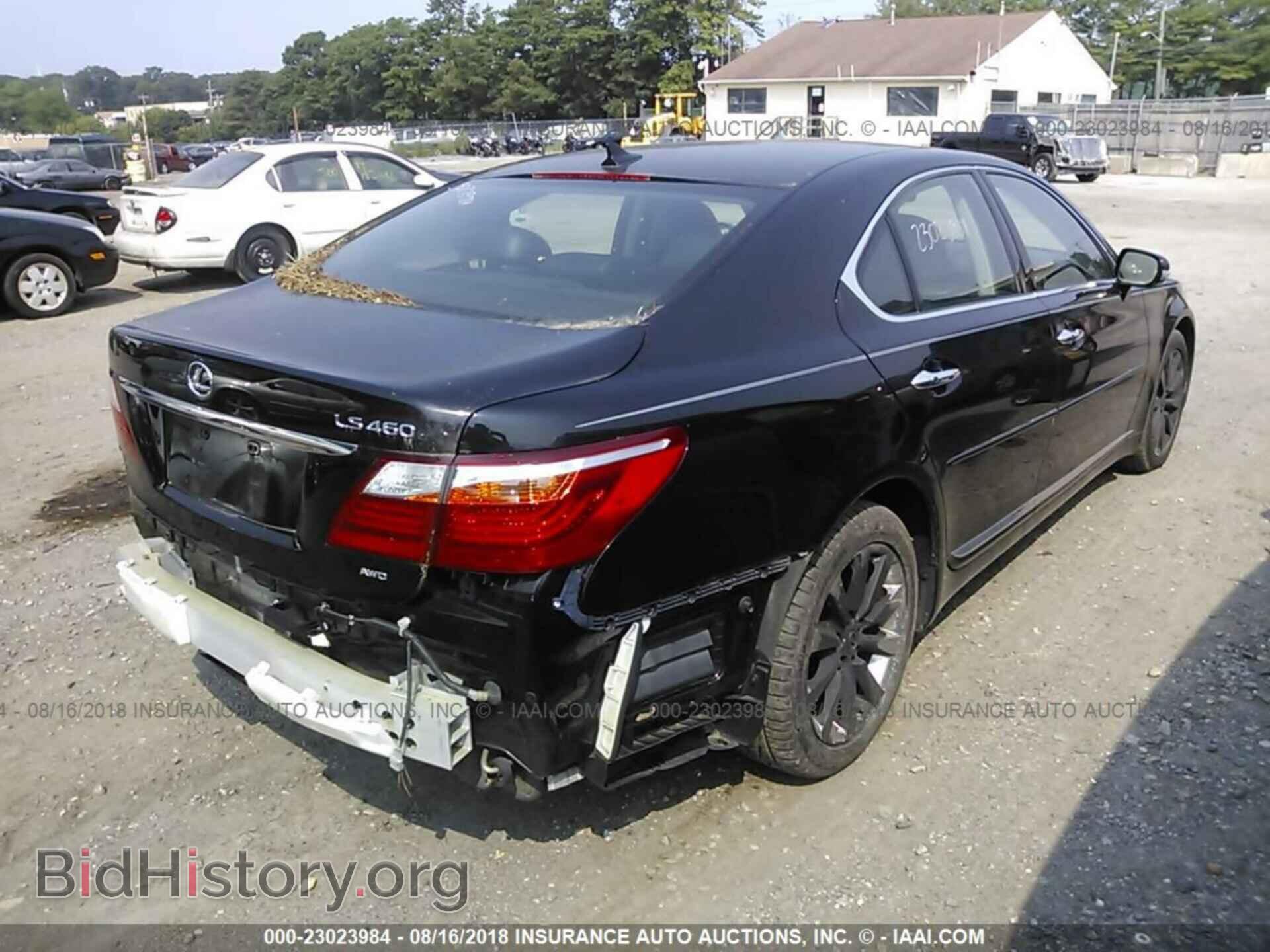 2011 Lexus Ls - VIN: JTHCL5EF1B5011107 - Photo 4