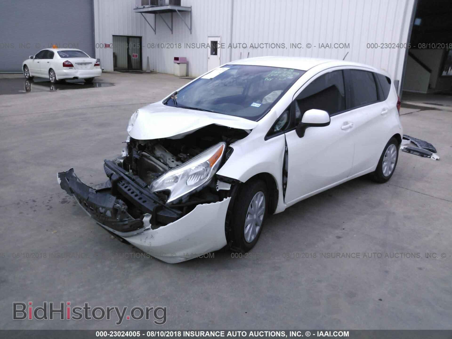 2014 Nissan Versa note - VIN: 3N1CE2CPXEL360683 - Photo 2