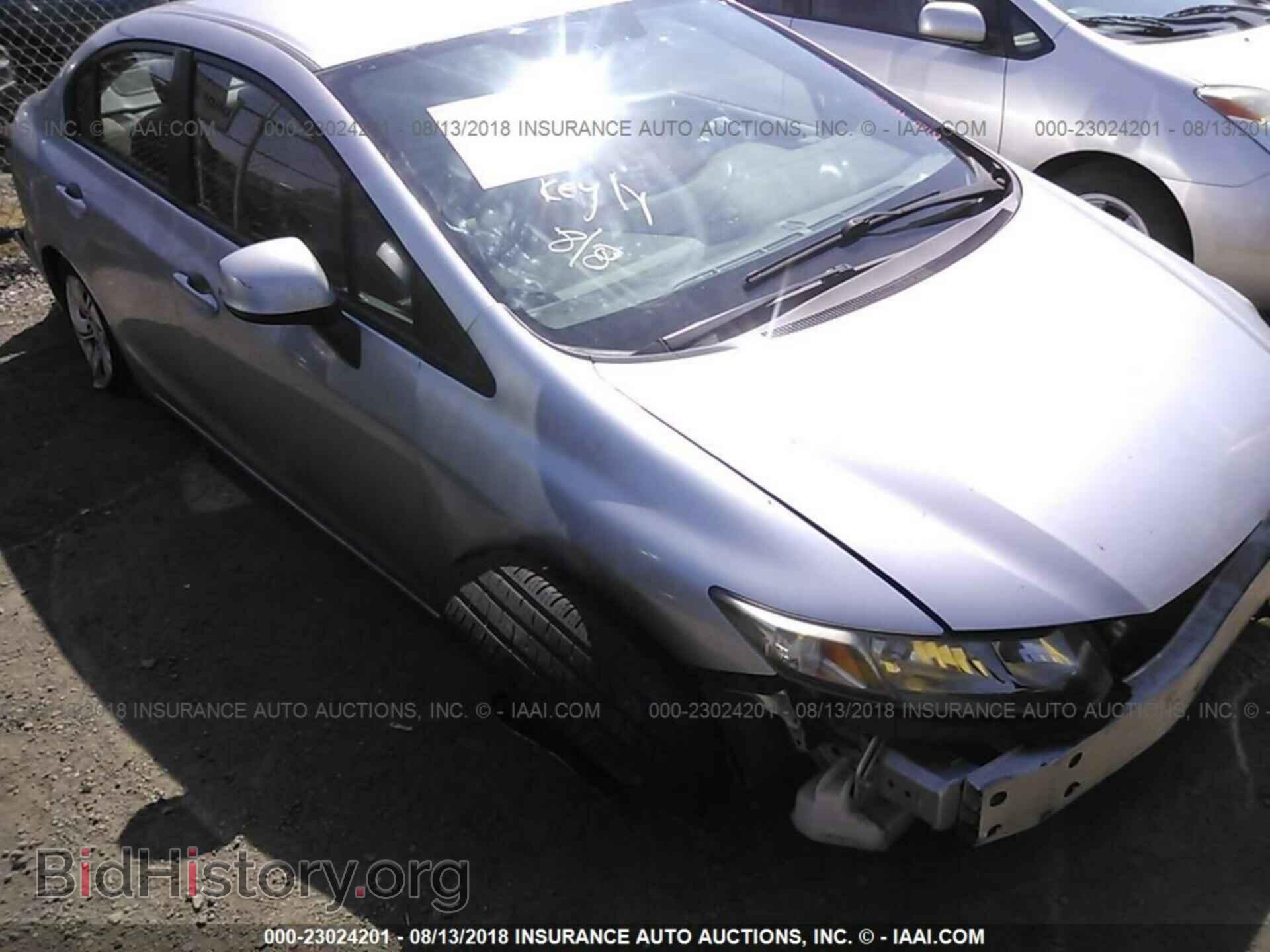 2013 Honda Civic - VIN: 19XFB2F57DE214841 - Фото 6