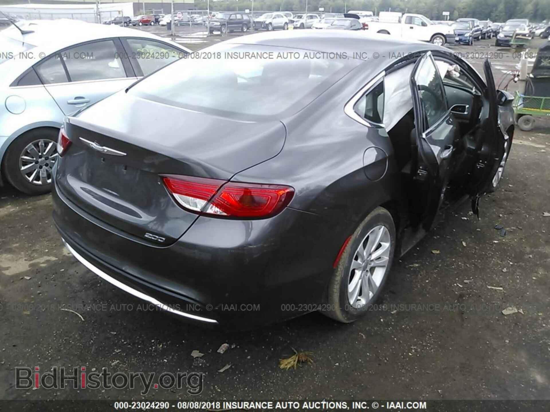 2015 CHRYSLER 200 - VIN: 1C3CCCABXFN642067 - Photo 4