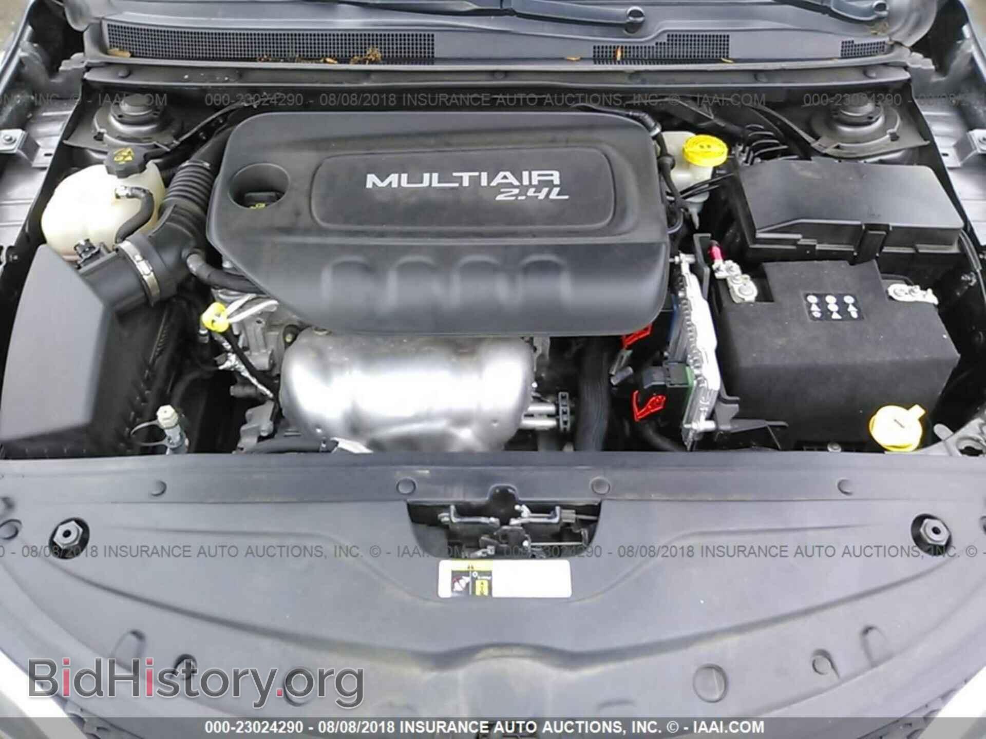2015 CHRYSLER 200 - VIN: 1C3CCCABXFN642067 - Photo 10