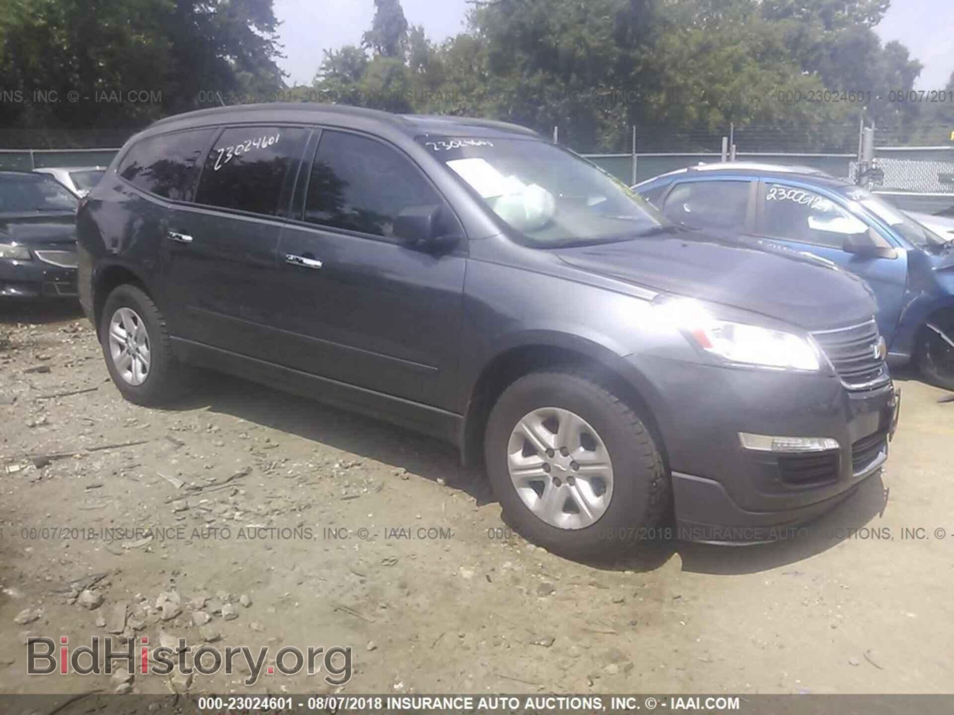 Photo 1GNKRFED1DJ118224 - Chevrolet Traverse 2013