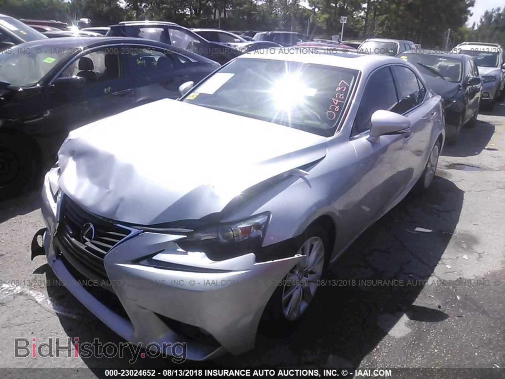 2014 Lexus Is - VIN: JTHBF1D24E5024237 - Photo 2