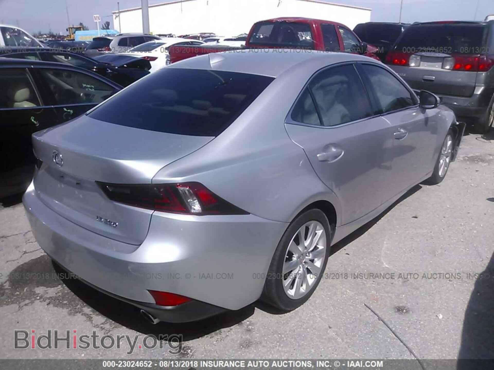 2014 Lexus Is - VIN: JTHBF1D24E5024237 - Photo 4