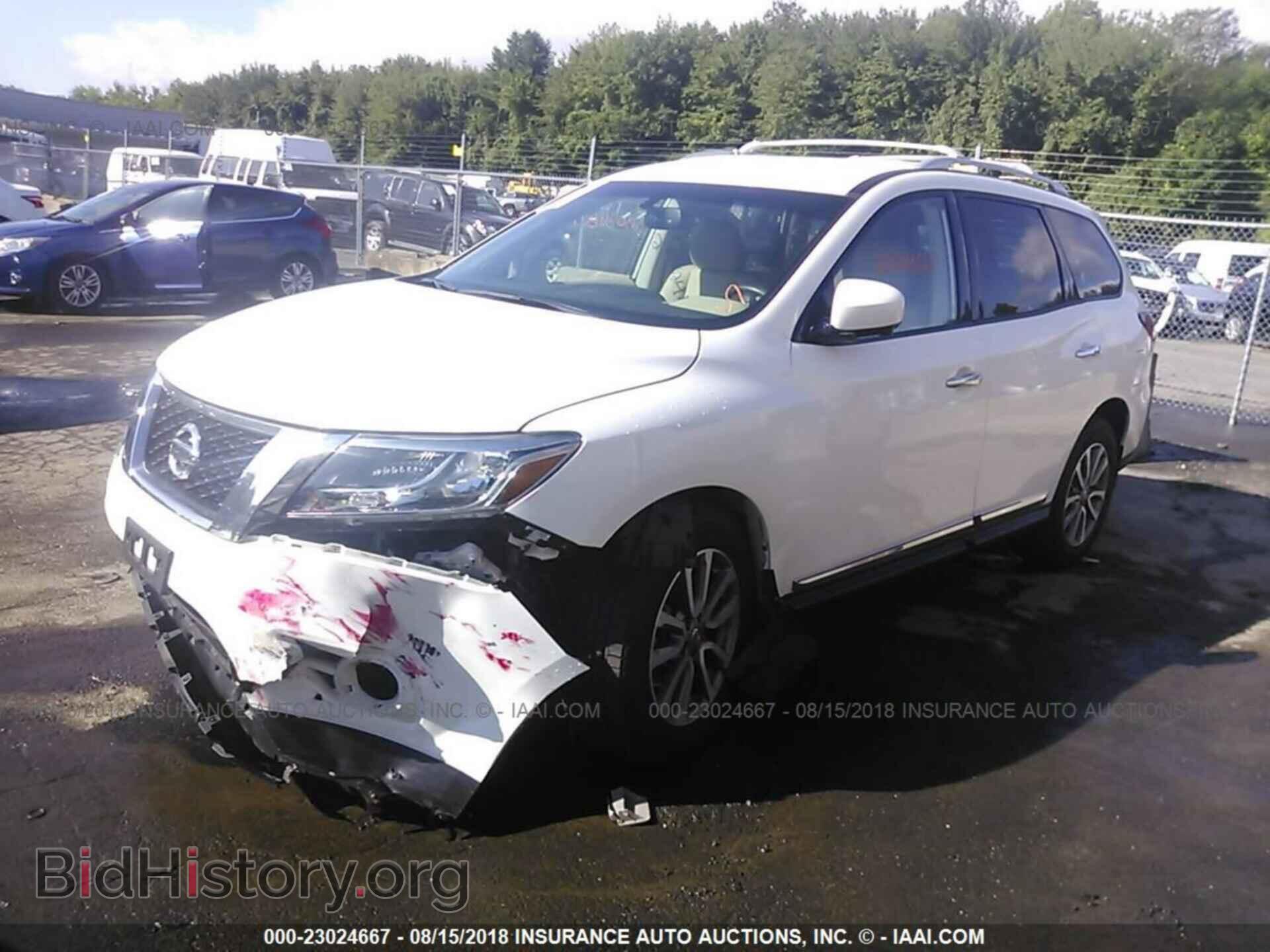 2016 Nissan Pathfinder - VIN: 5N1AR2MM0GC602937 - Фото 2