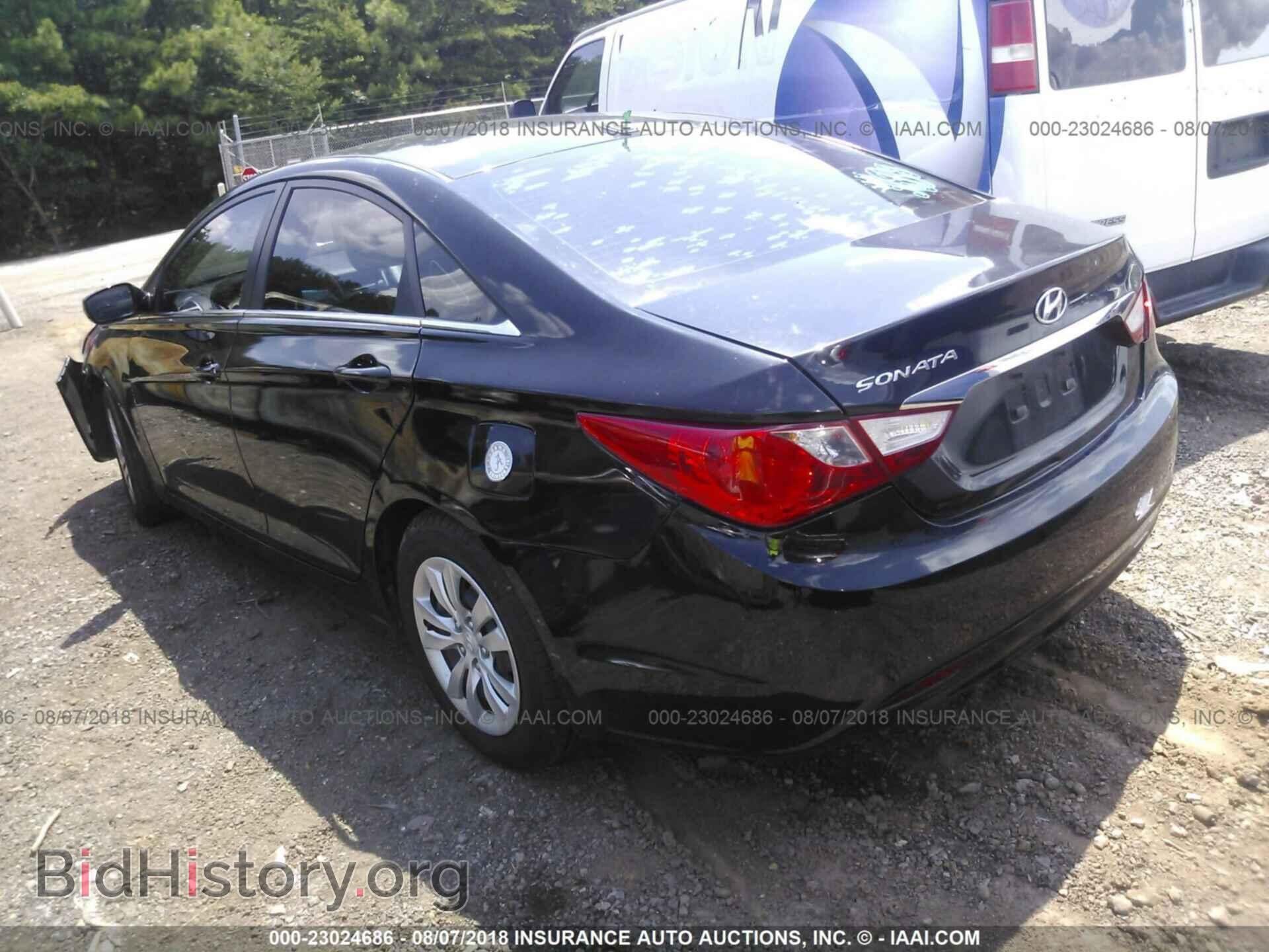 2012 Hyundai Sonata - VIN: 5NPEB4AC2CH403209 - Photo 3