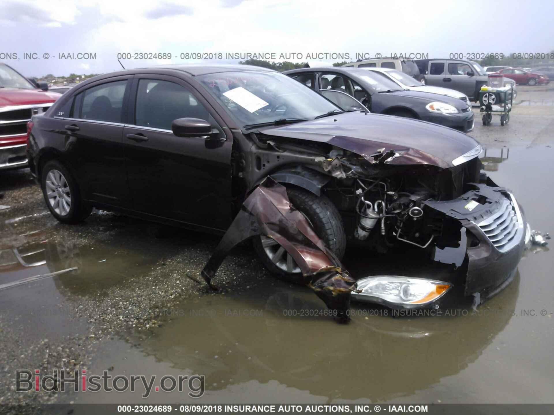 Photo 1C3CCBBB6DN593195 - Chrysler 200 2013