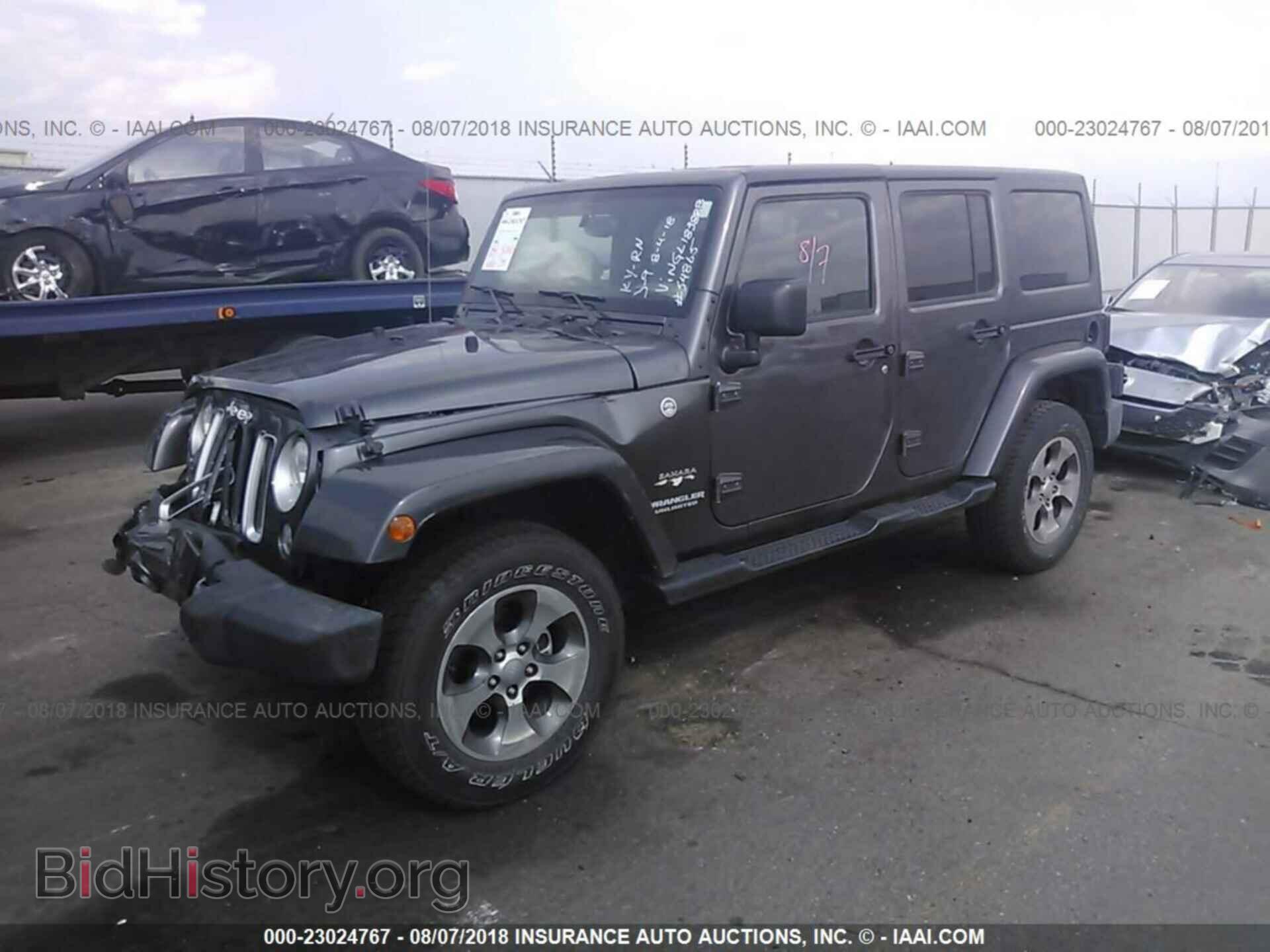 2016 Jeep Wrangler - VIN: 1C4BJWEG9GL183888 - Фото 2